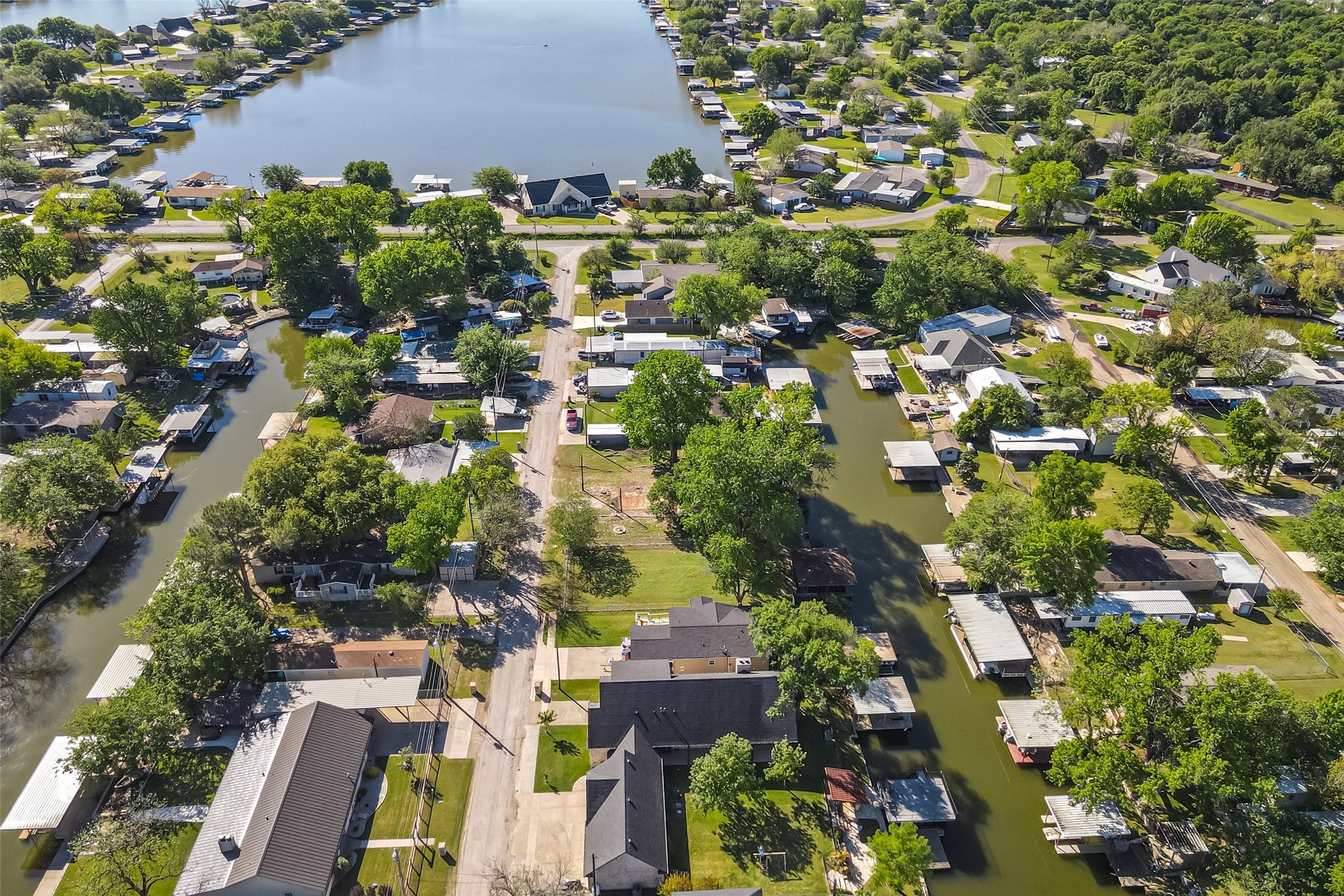 3412 Tahitian Court