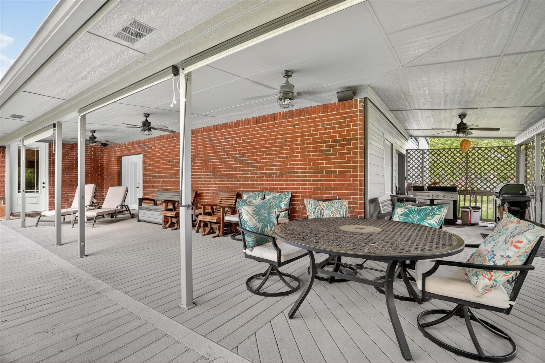 1290 Fox Lane