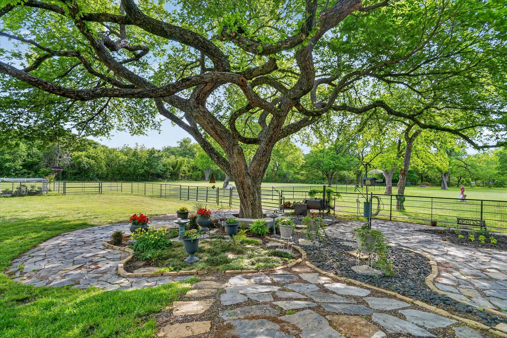 1290 Fox Lane