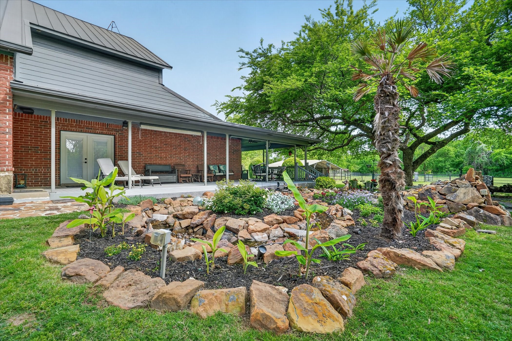 1290 Fox Lane