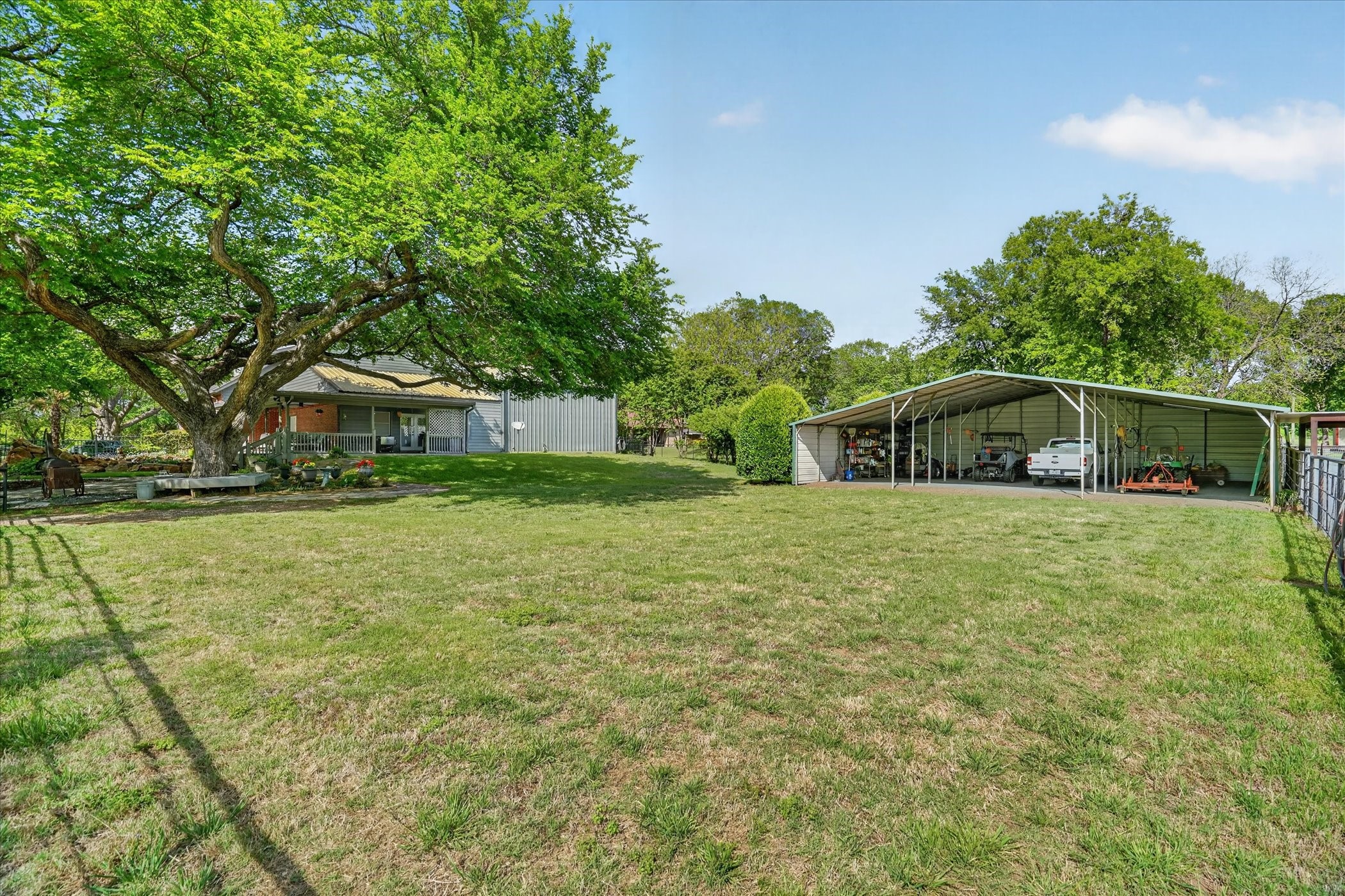 1290 Fox Lane