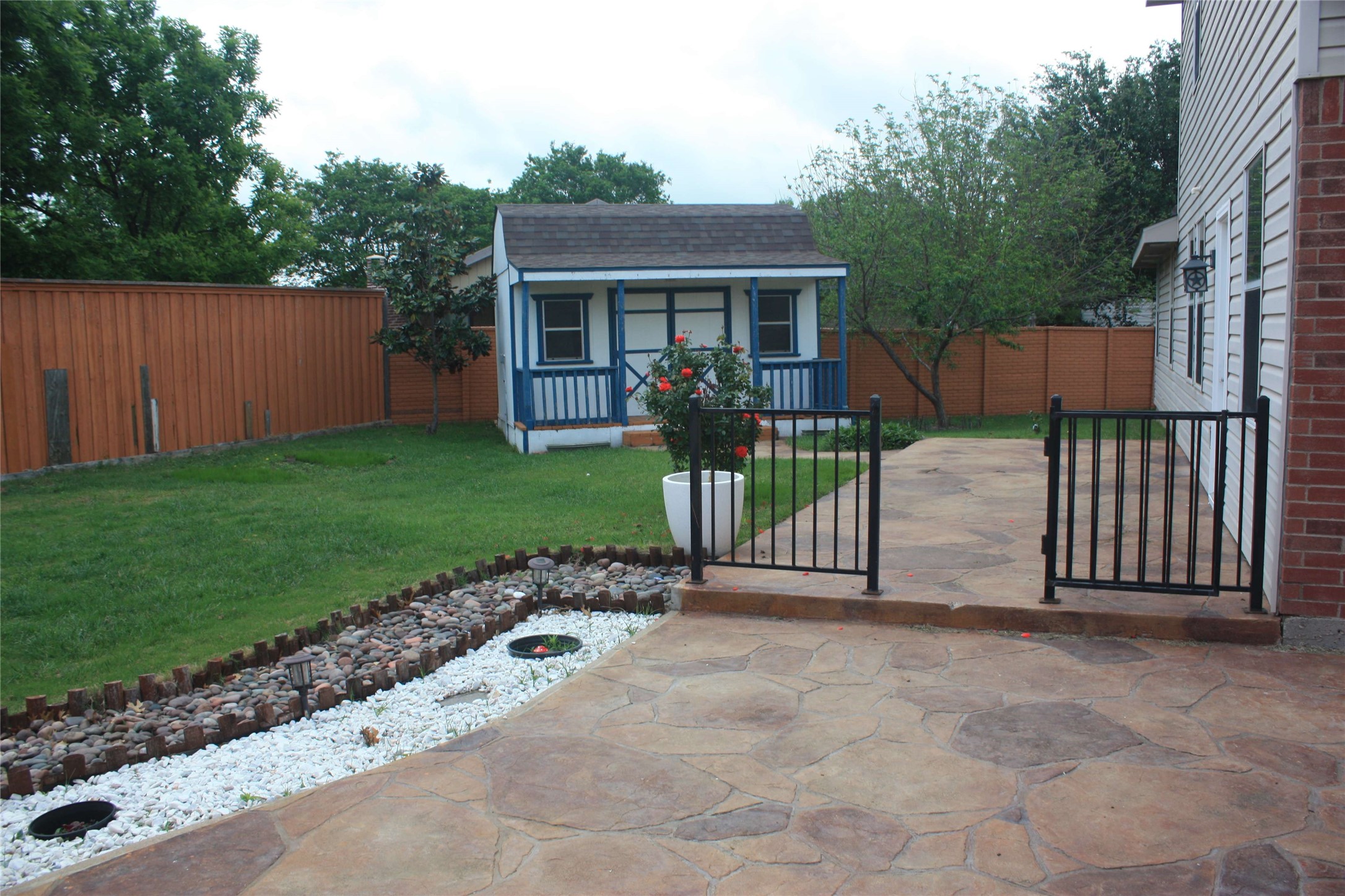 1328 Dandelion Trail