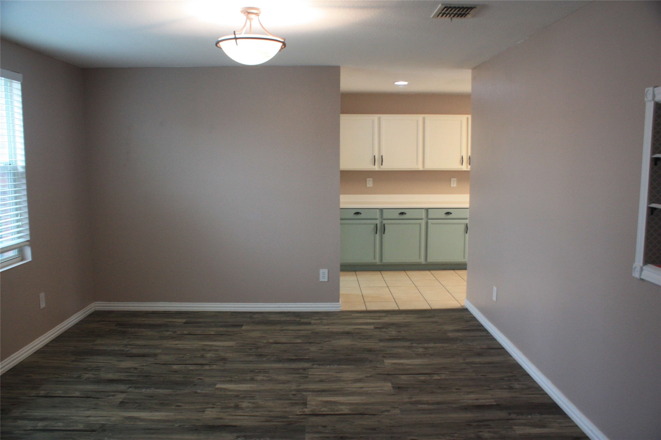 1328 Dandelion Trail
