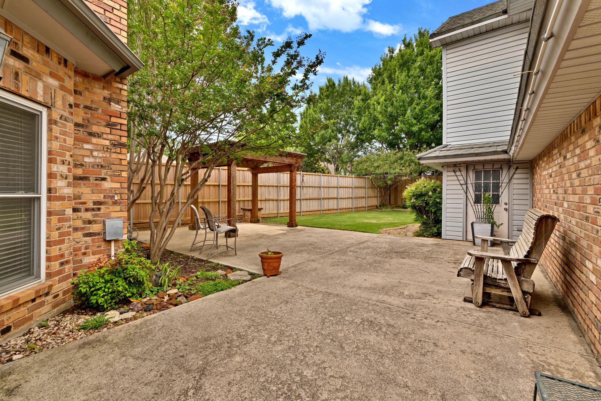 1312 Plantation Drive S