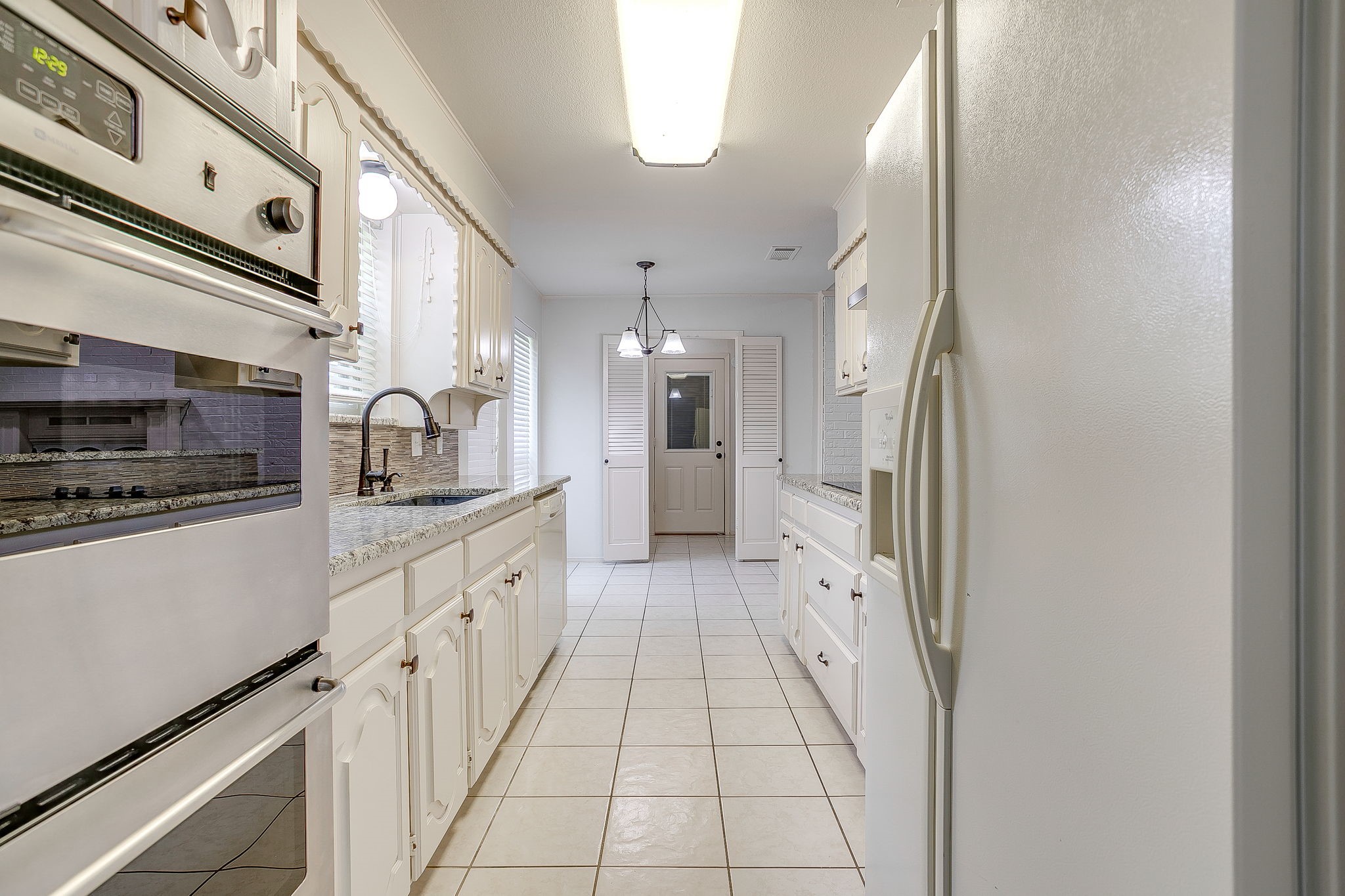 802 Shady Creek Drive