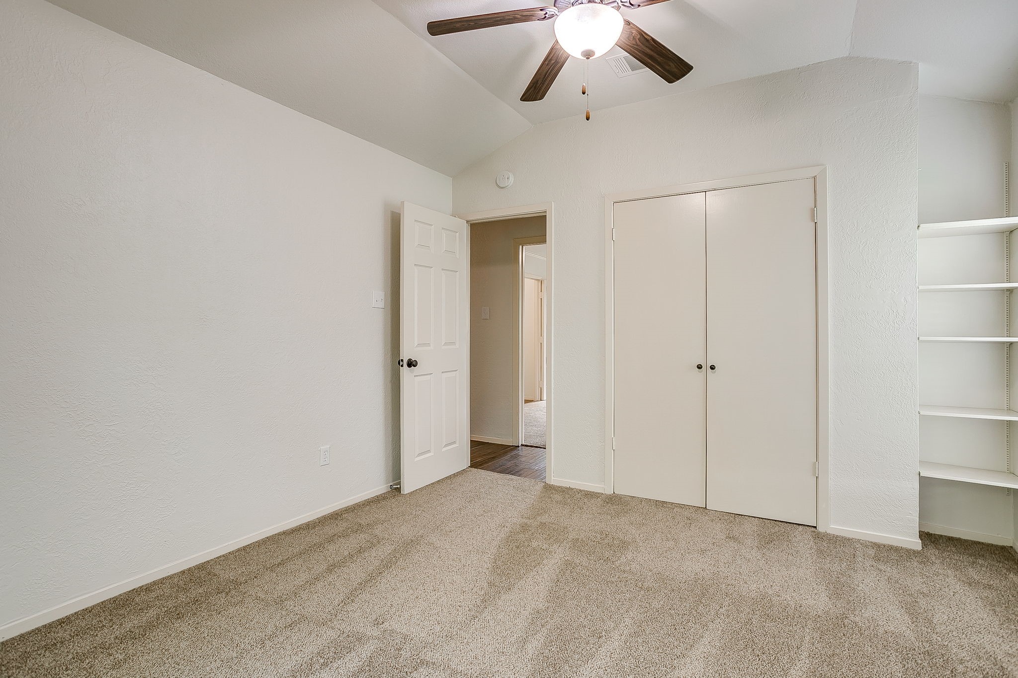 802 Shady Creek Drive
