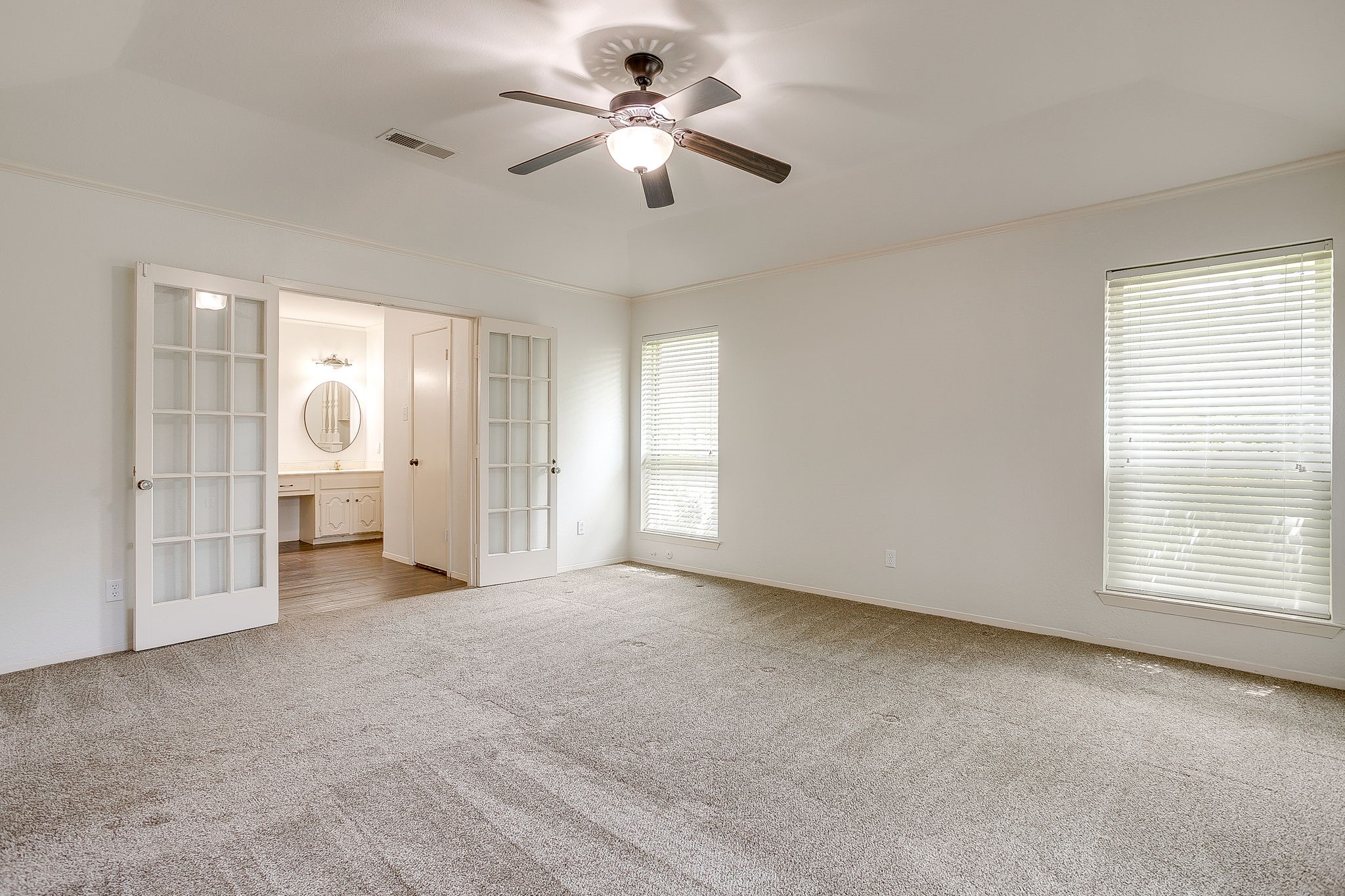 802 Shady Creek Drive