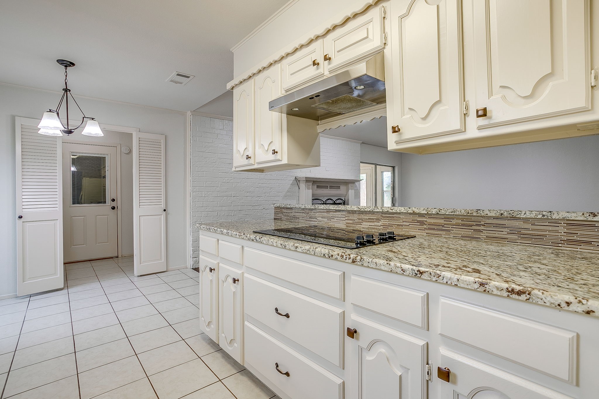 802 Shady Creek Drive