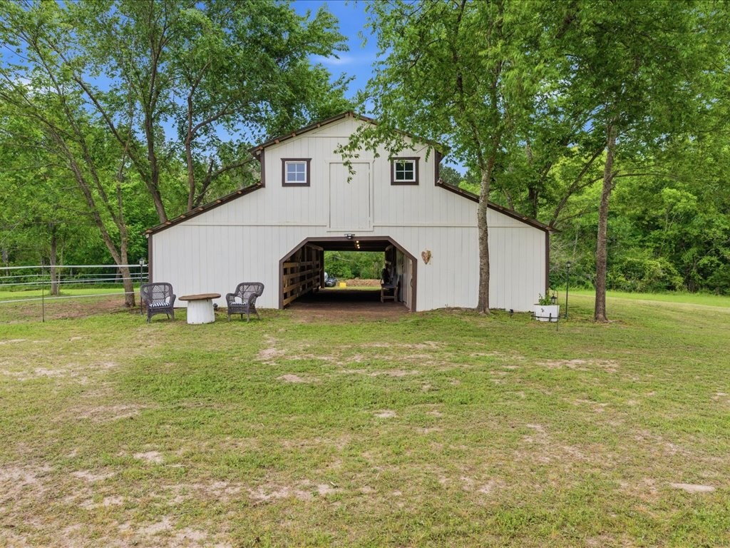 1085 Dukes Road