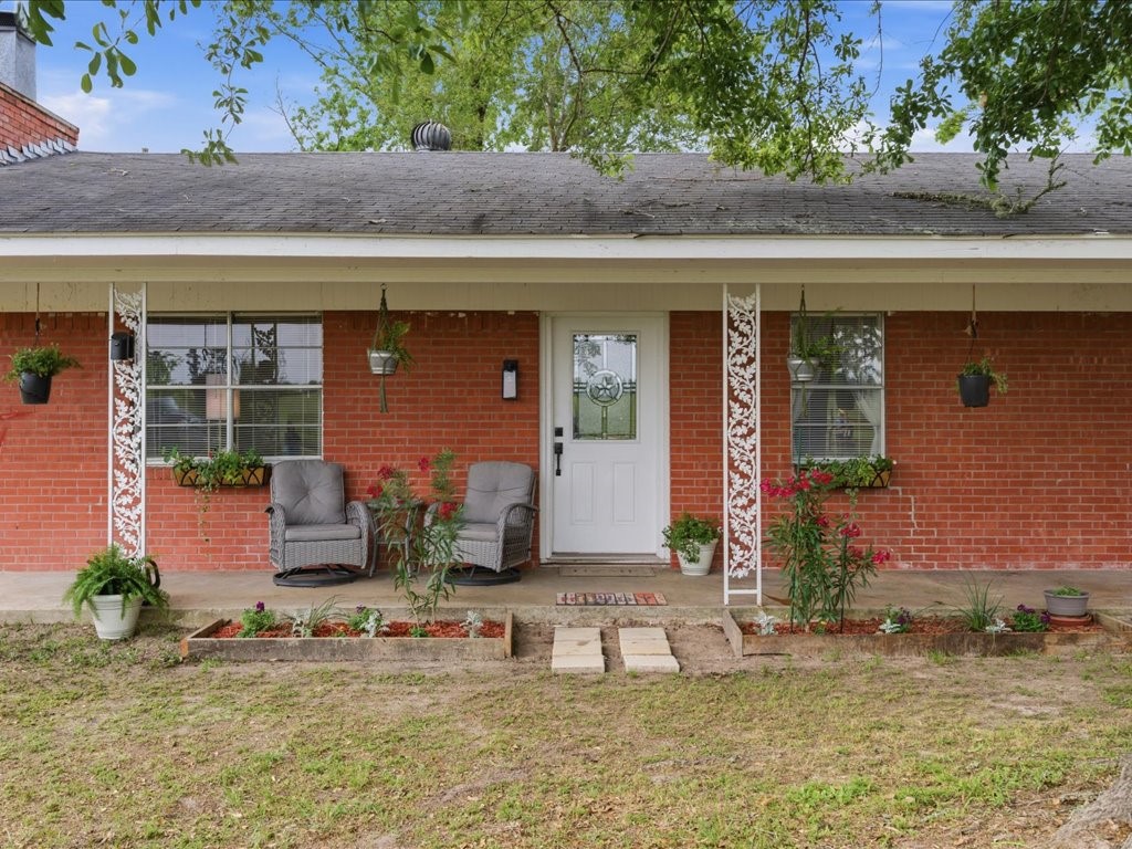 1085 Dukes Road