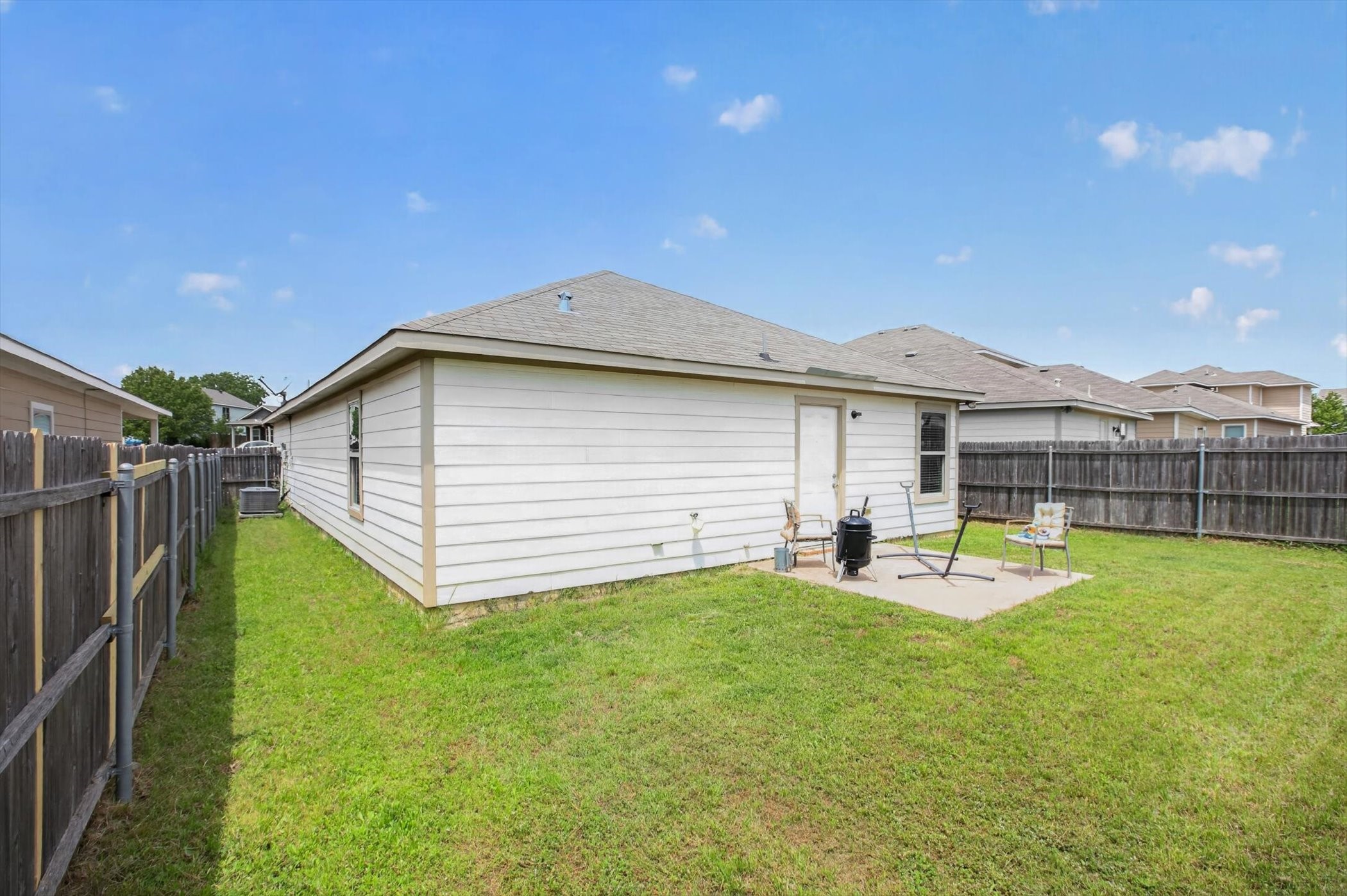 1609 Village Park Trail