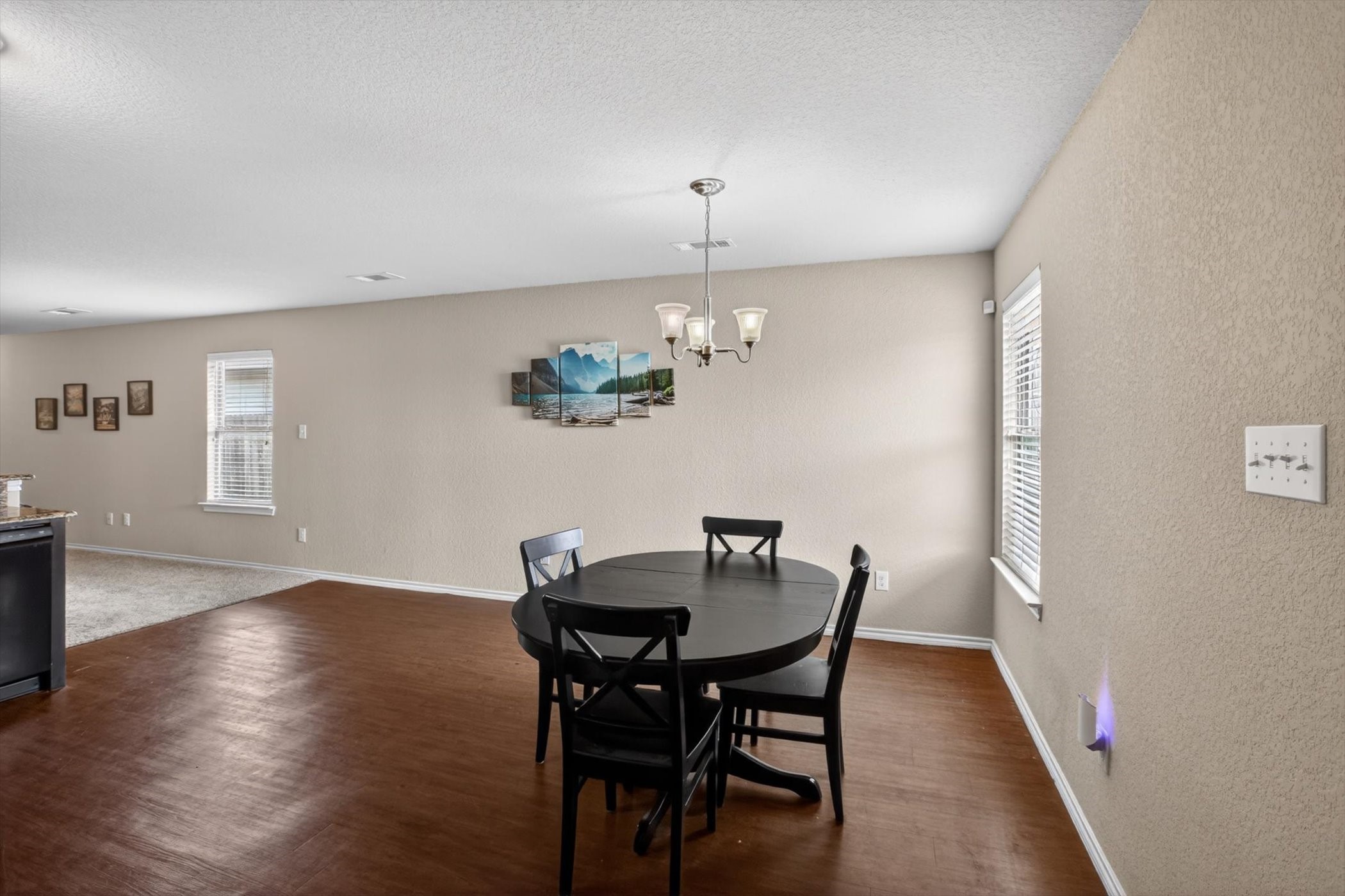 1609 Village Park Trail
