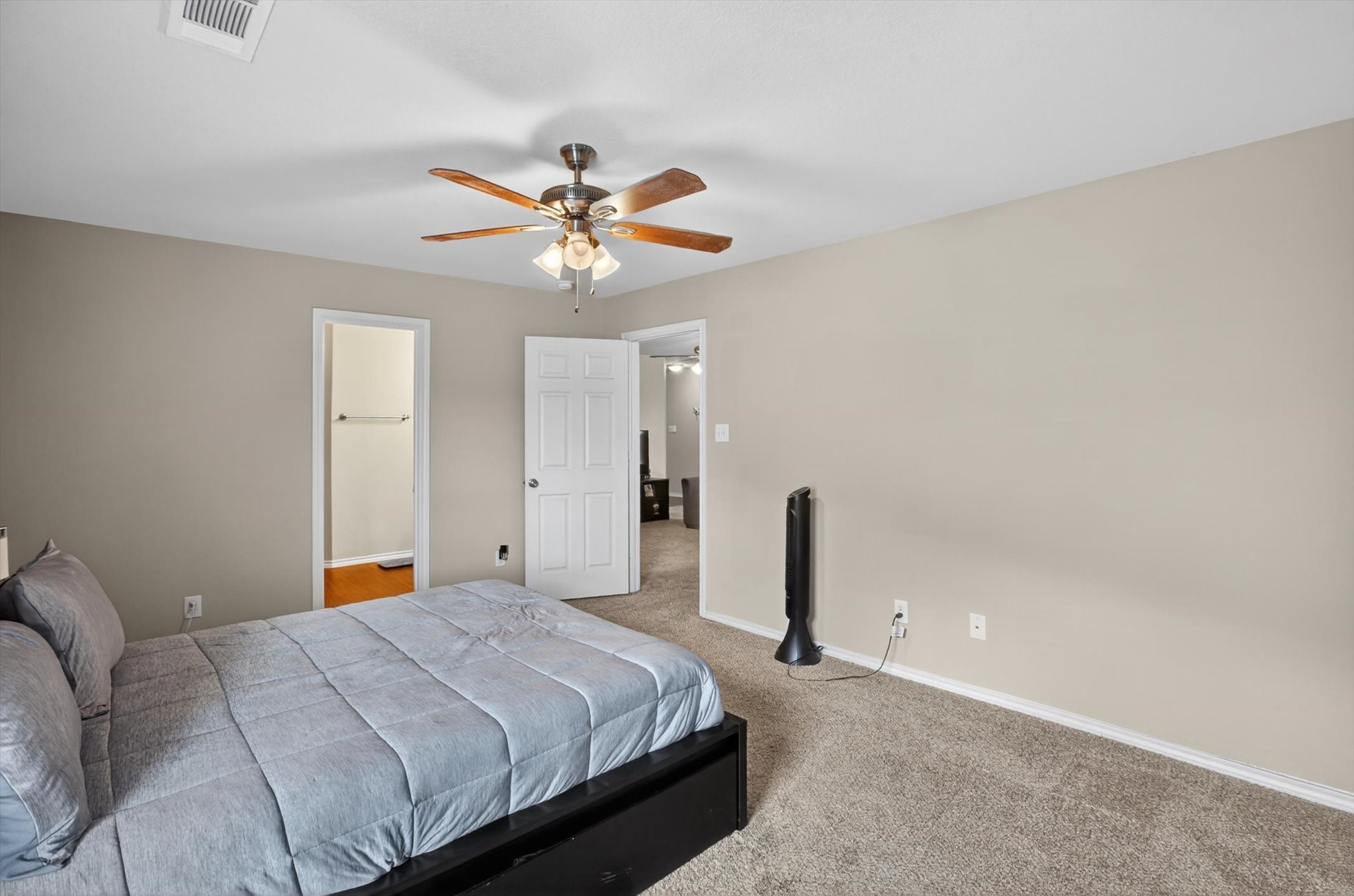 1609 Village Park Trail