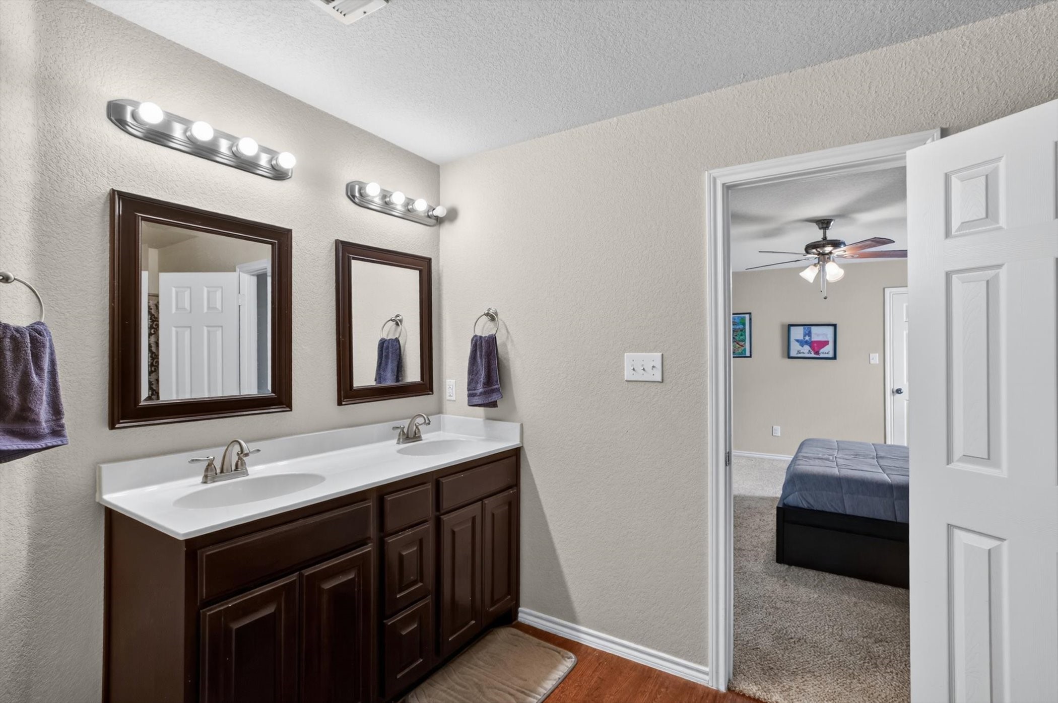 1609 Village Park Trail