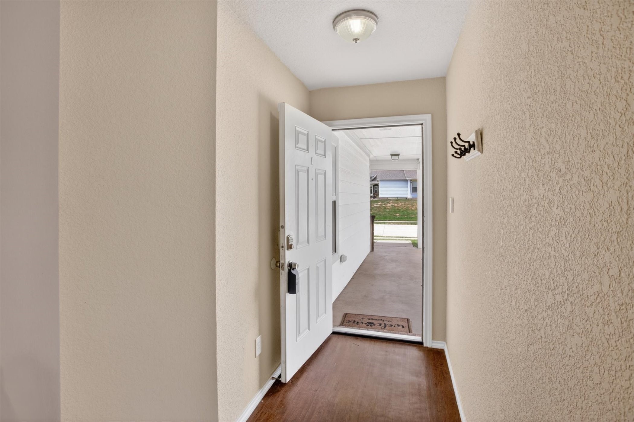 1609 Village Park Trail