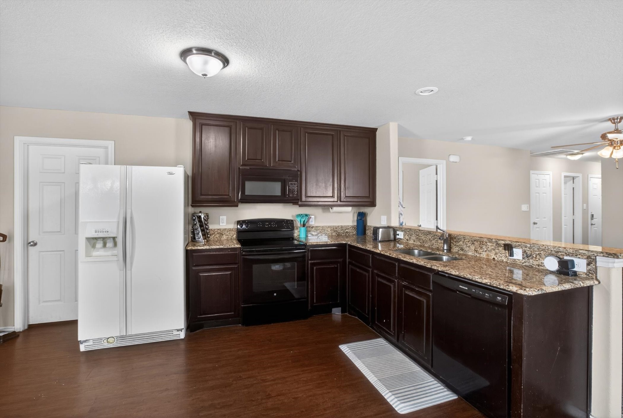 1609 Village Park Trail