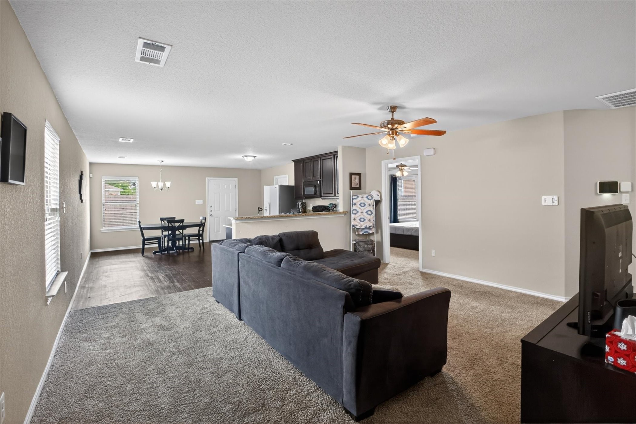 1609 Village Park Trail