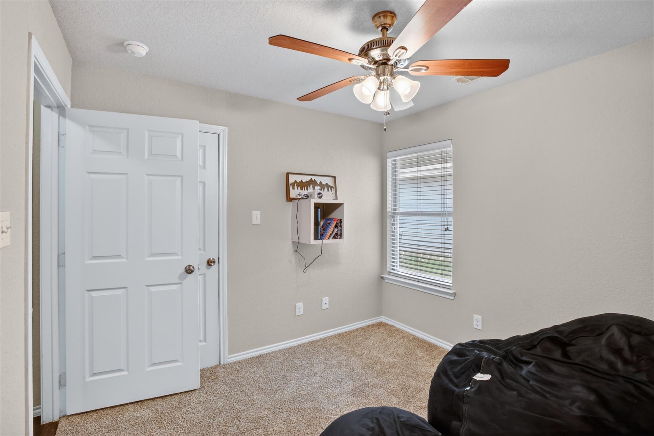 1609 Village Park Trail