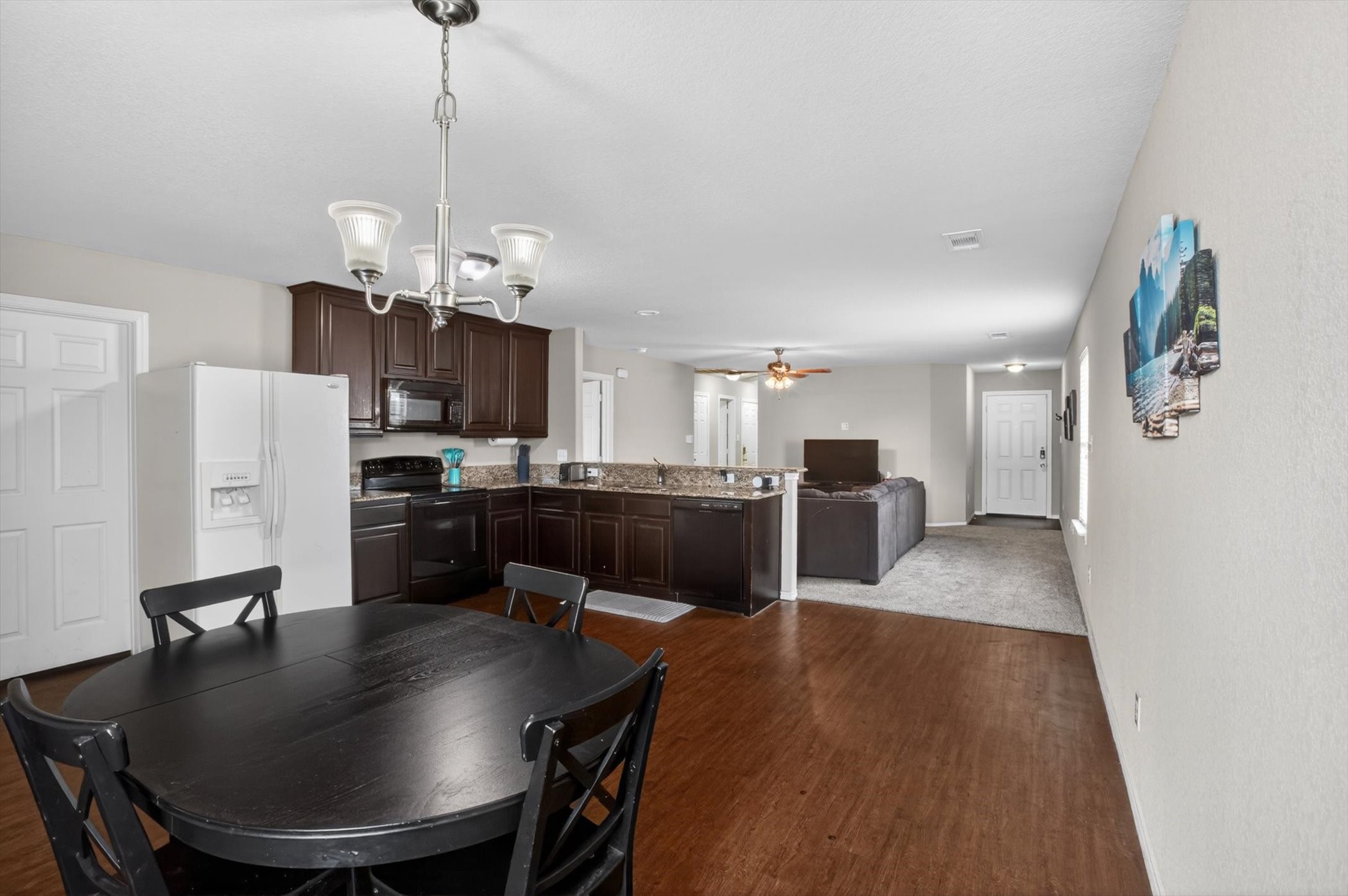 1609 Village Park Trail
