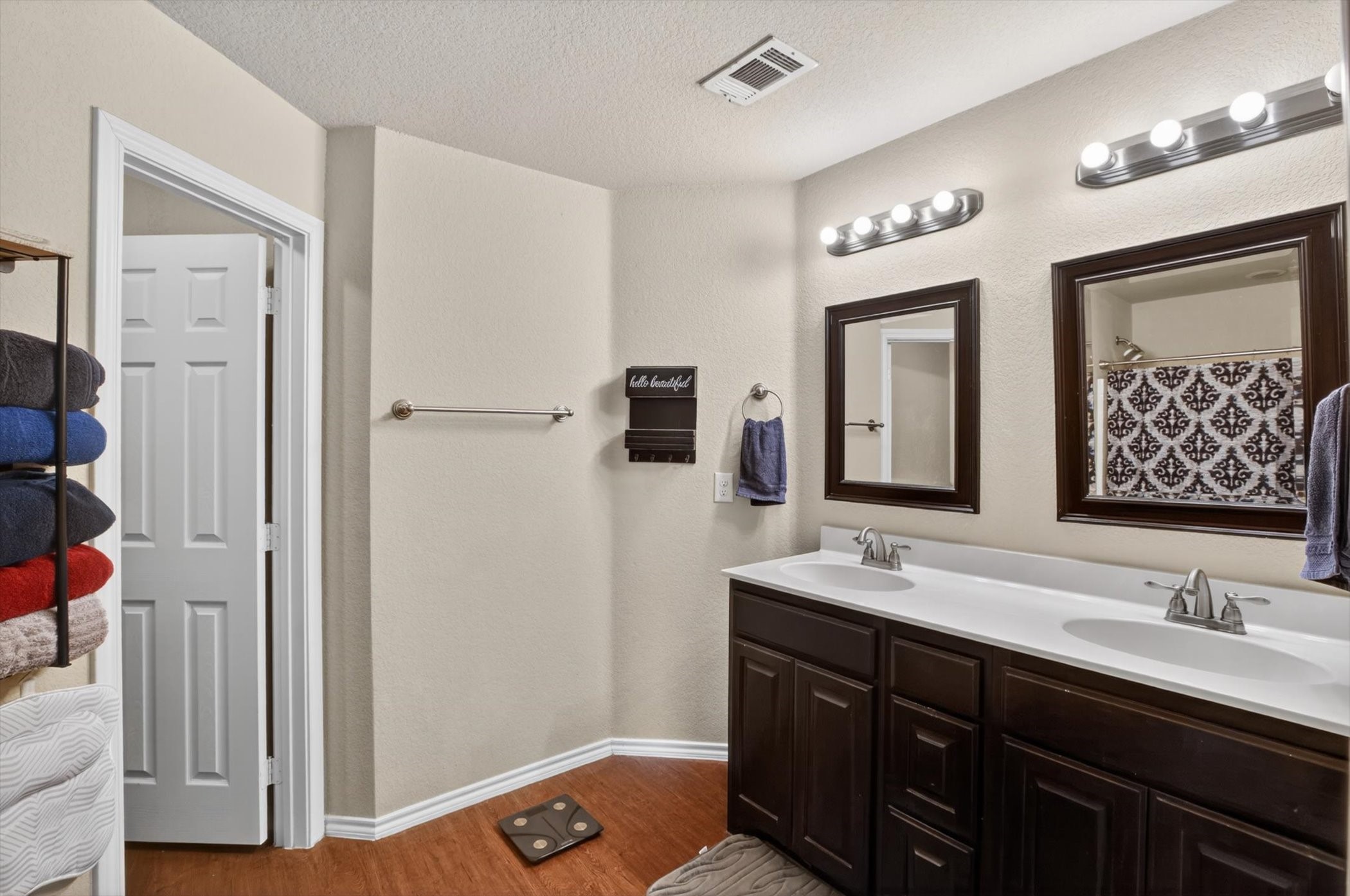 1609 Village Park Trail