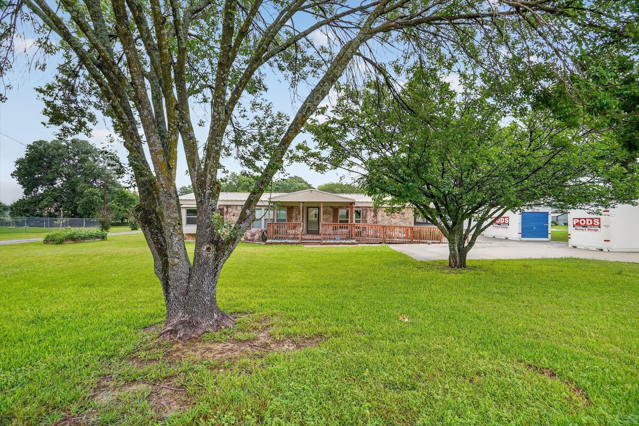 7757 Berry Road
