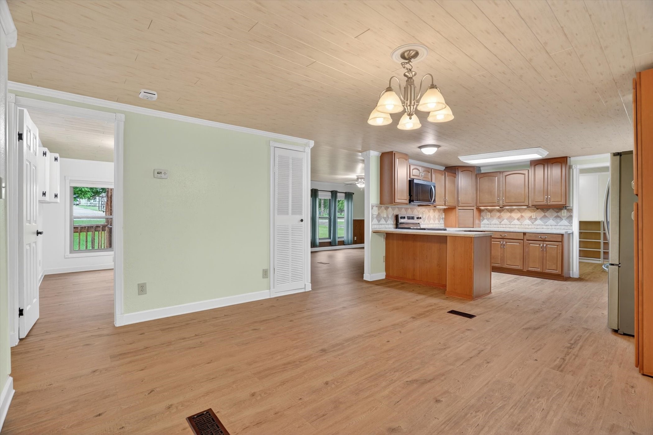 7757 Berry Road