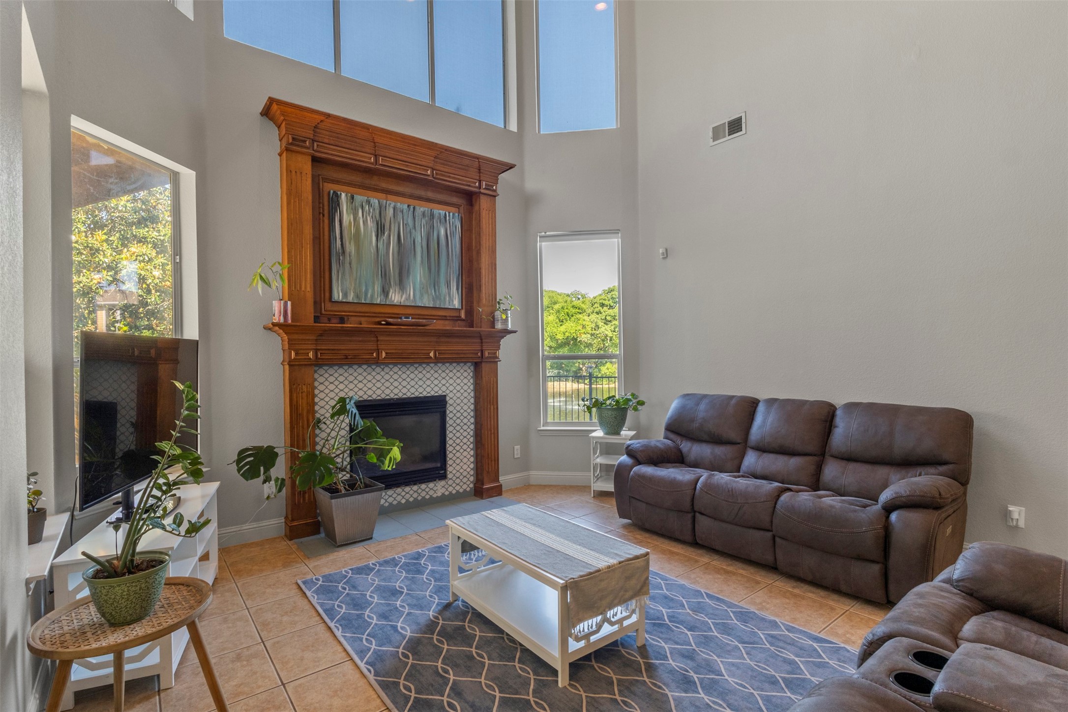 2302 Grizzly Run Lane