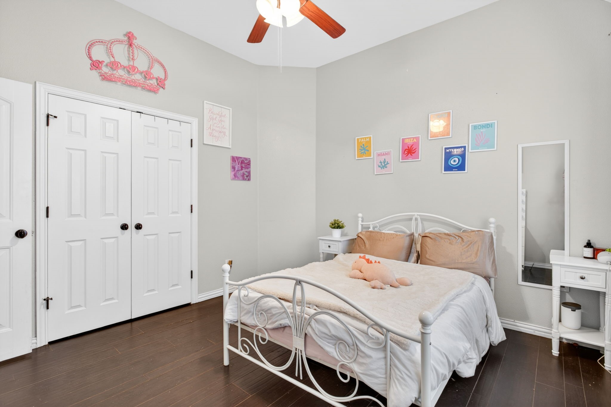 1227 Belle Meade Way