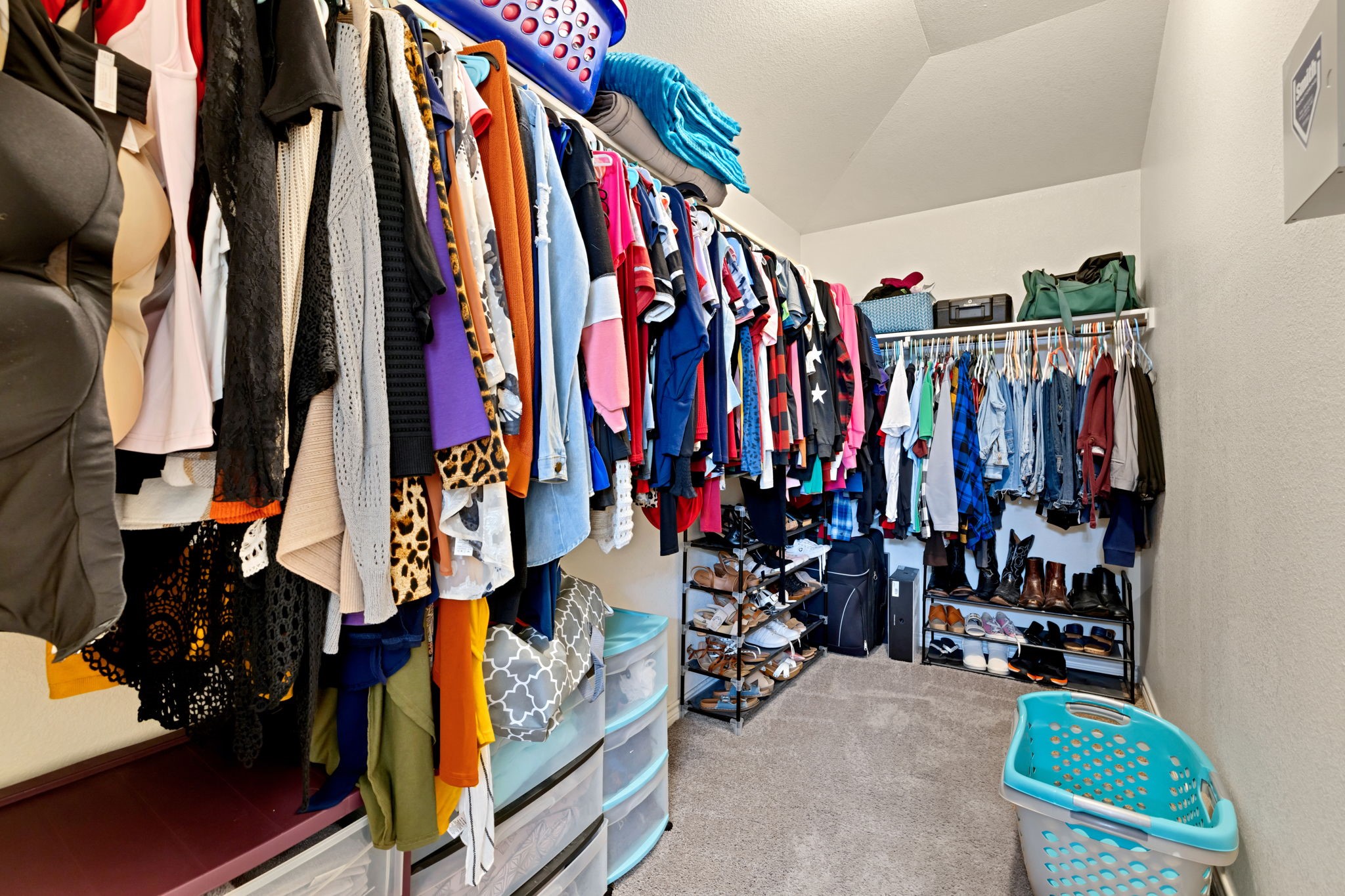 6027 Cedar Glen Drive