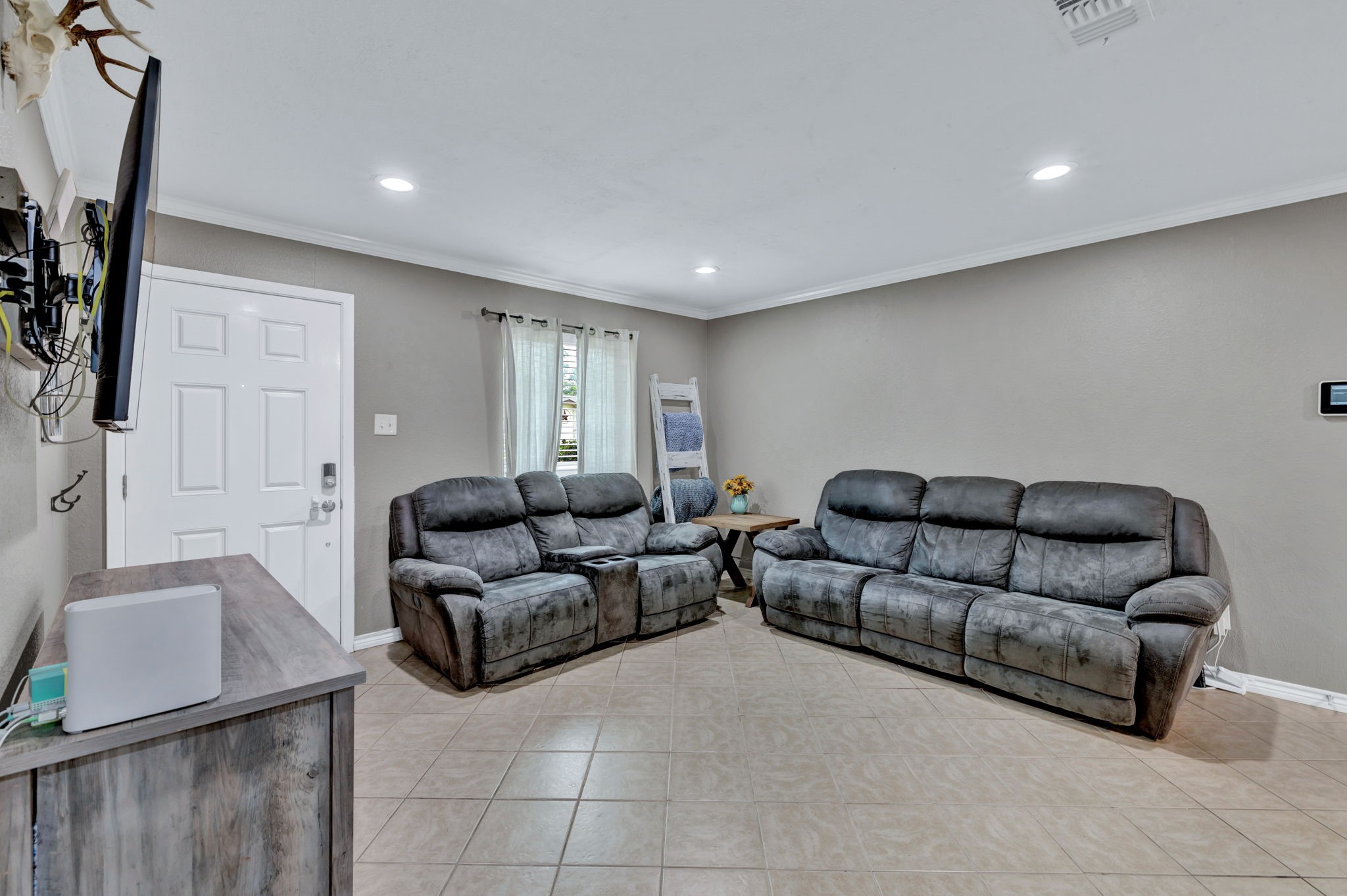 732 Hillside Drive