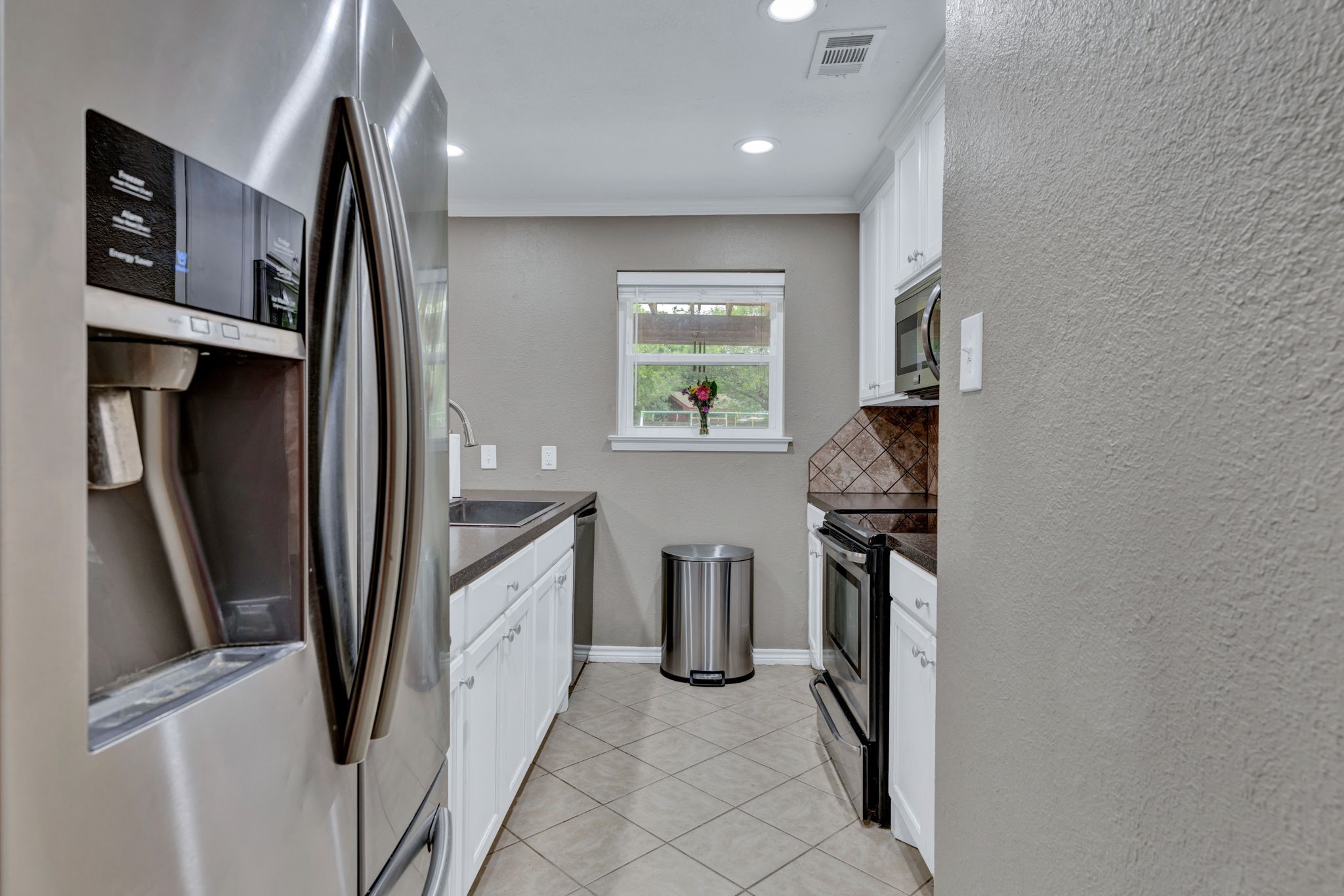 732 Hillside Drive