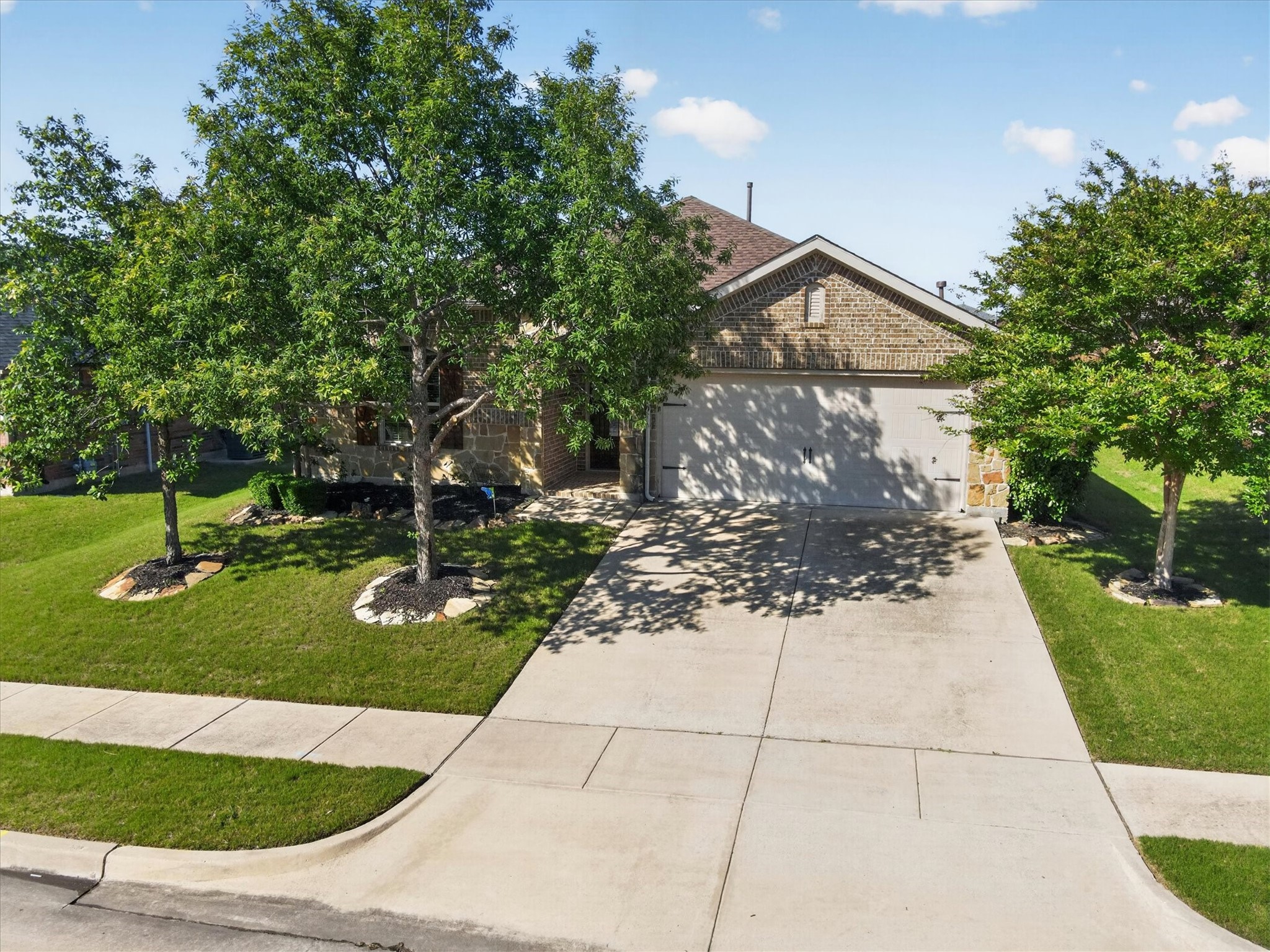 1328 Wysteria Lane