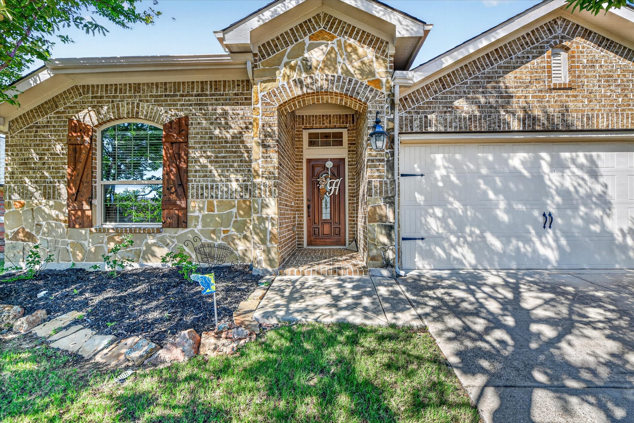 1328 Wysteria Lane