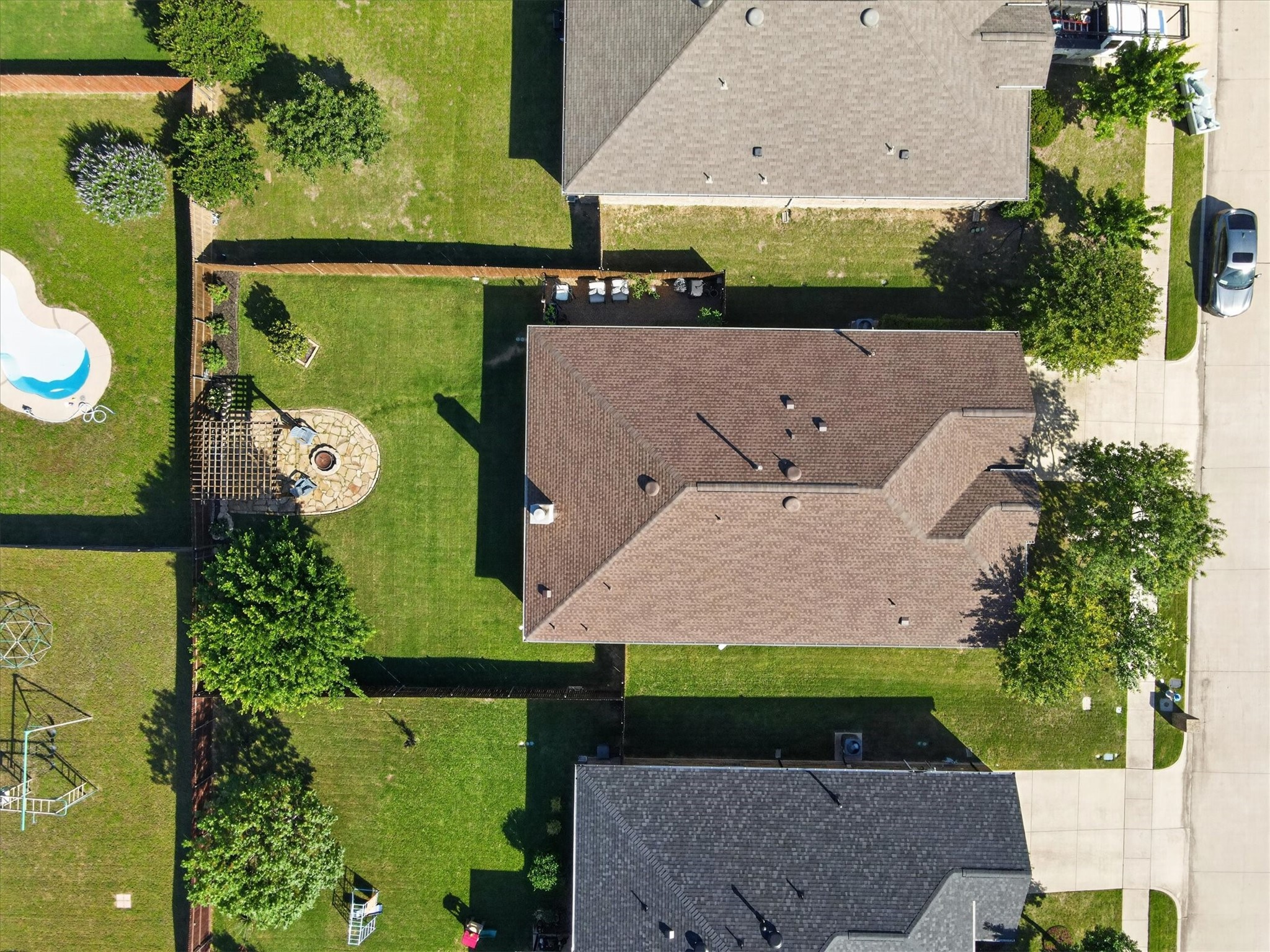 1328 Wysteria Lane