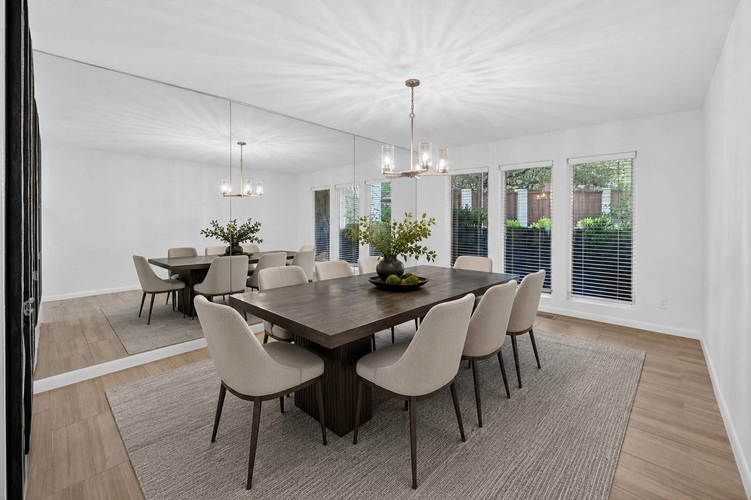4 Lombardy Court