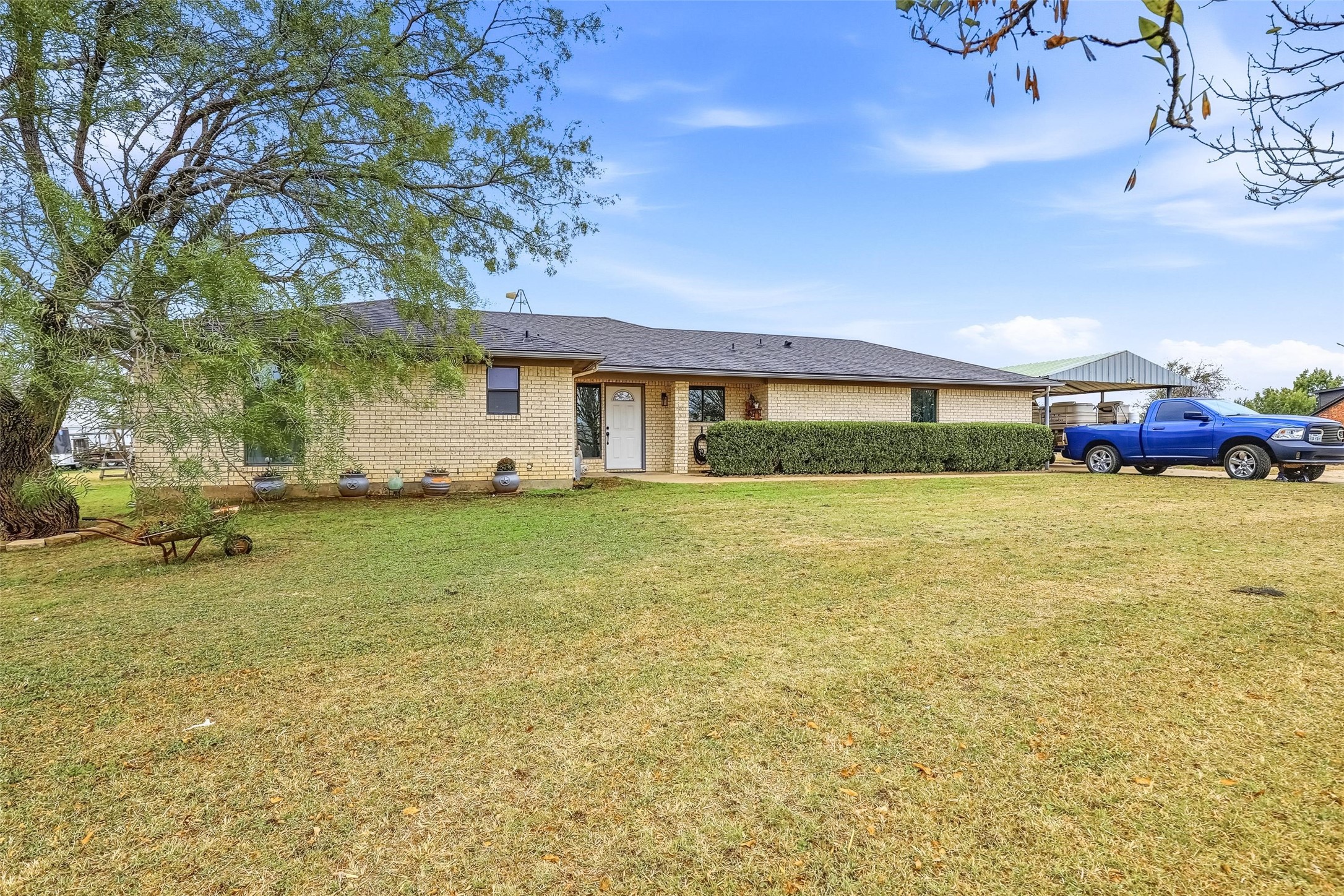 4501 Ascot Drive