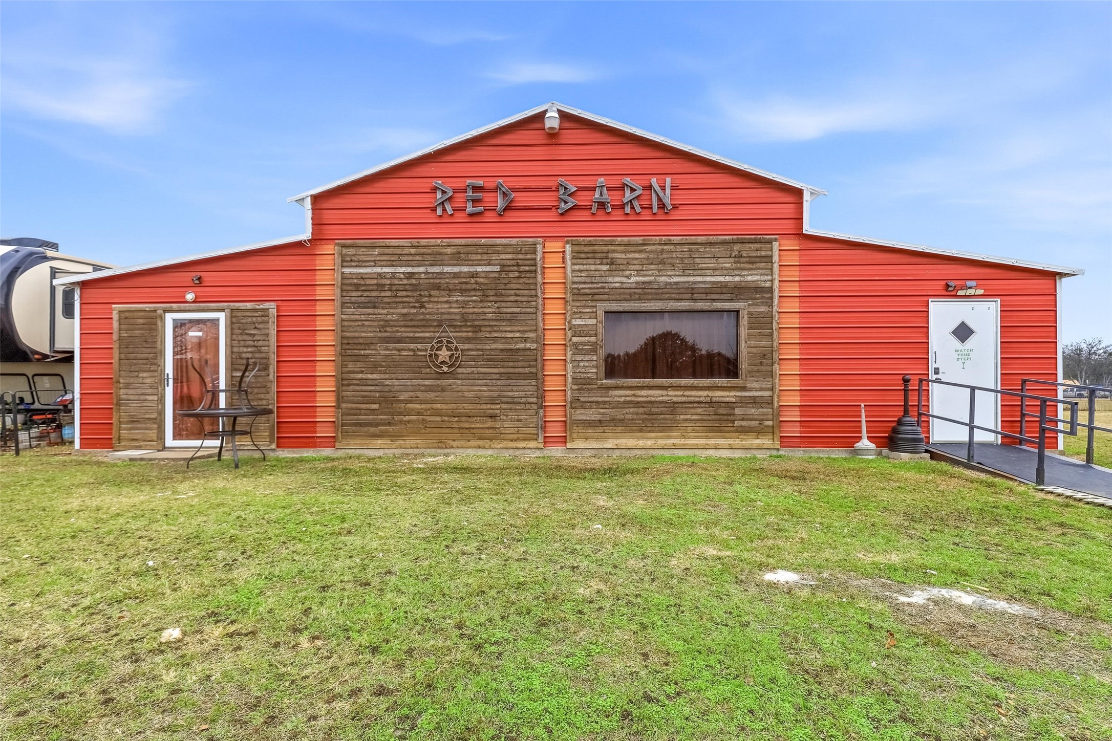 4501 Ascot Drive