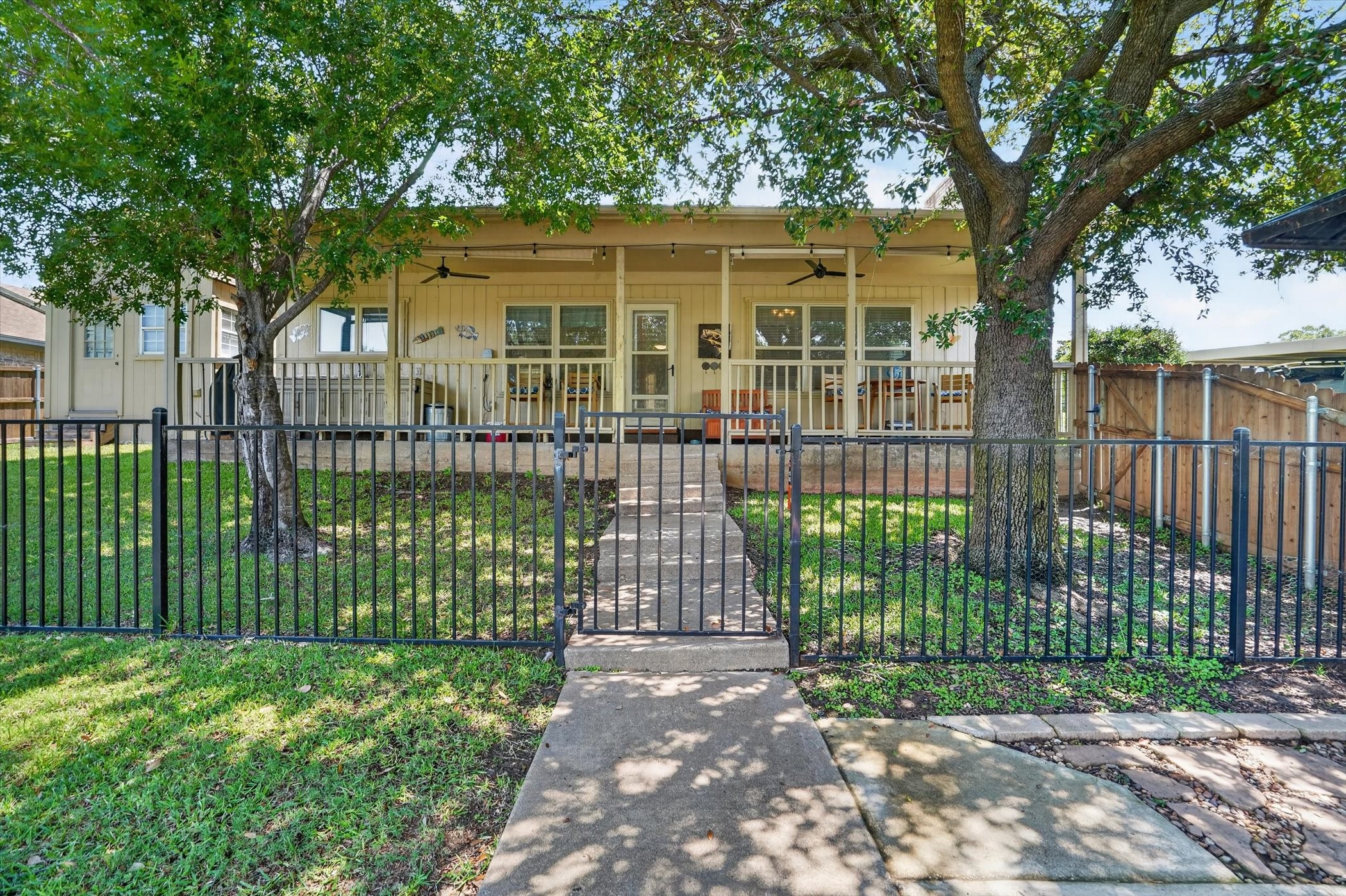 4204 Chaparral Court