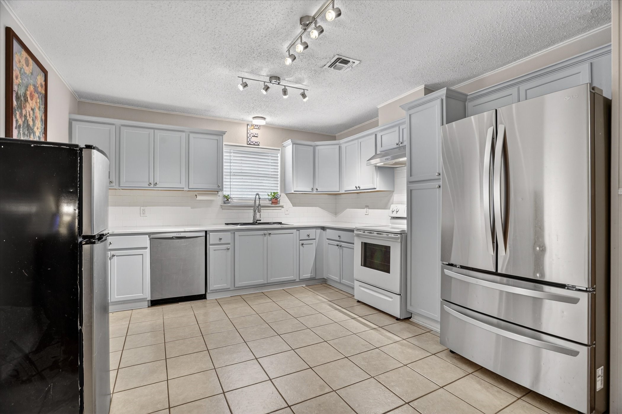 408 Grandview Drive