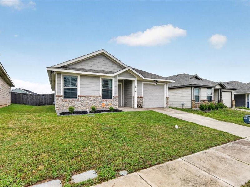 1816 Wickham Drive