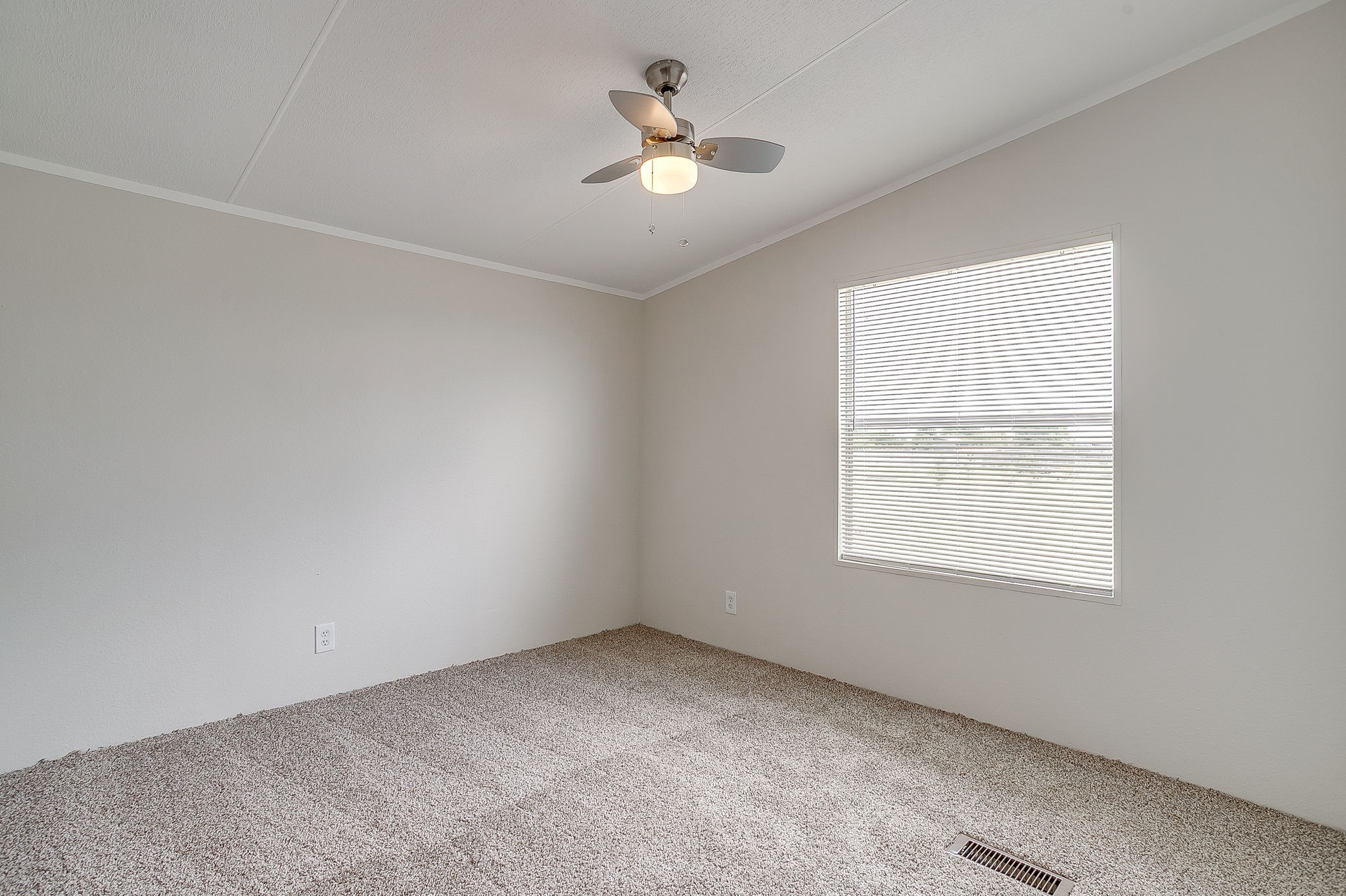 150 Hearne Lane