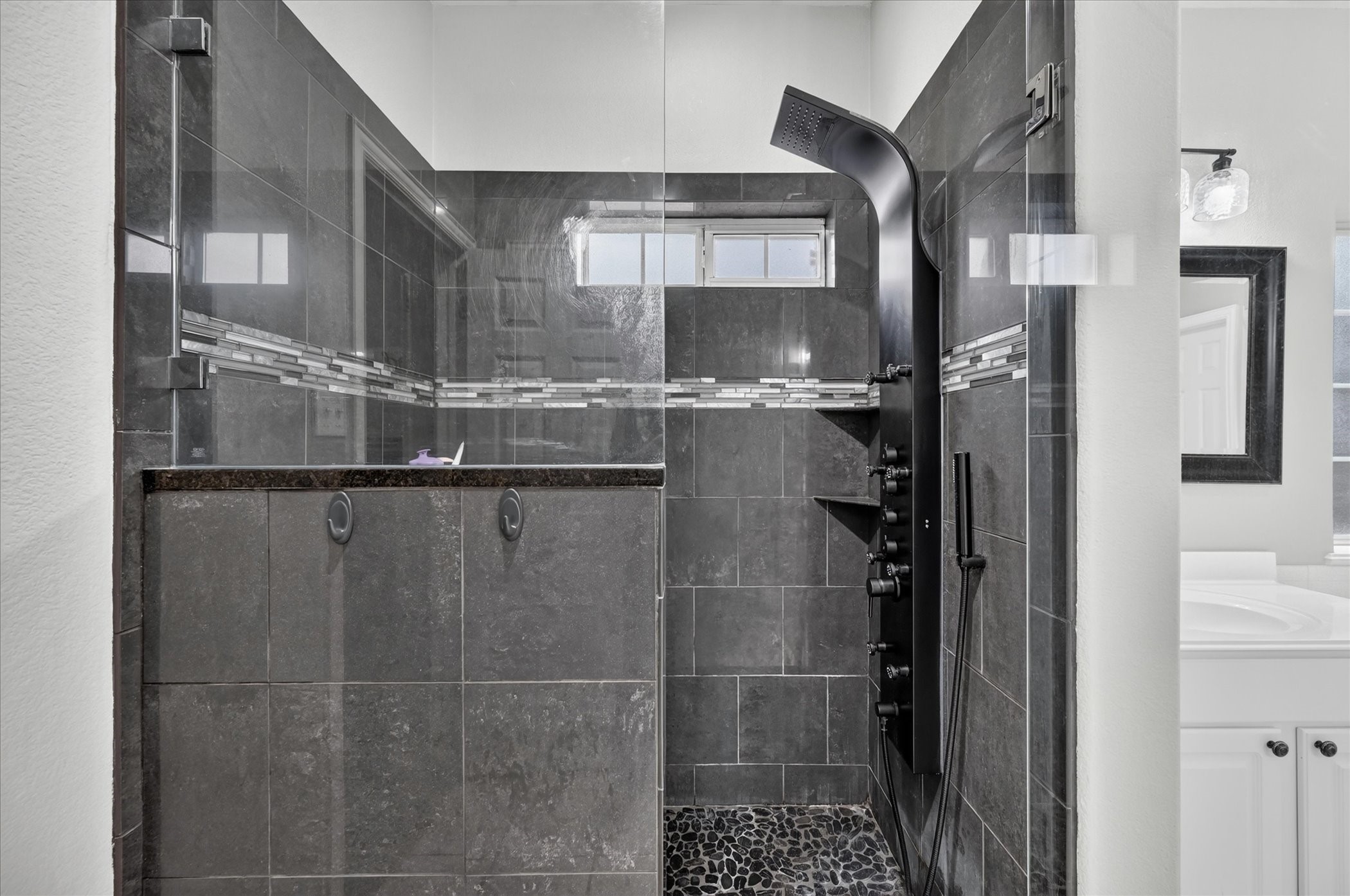 851 Bridle Path