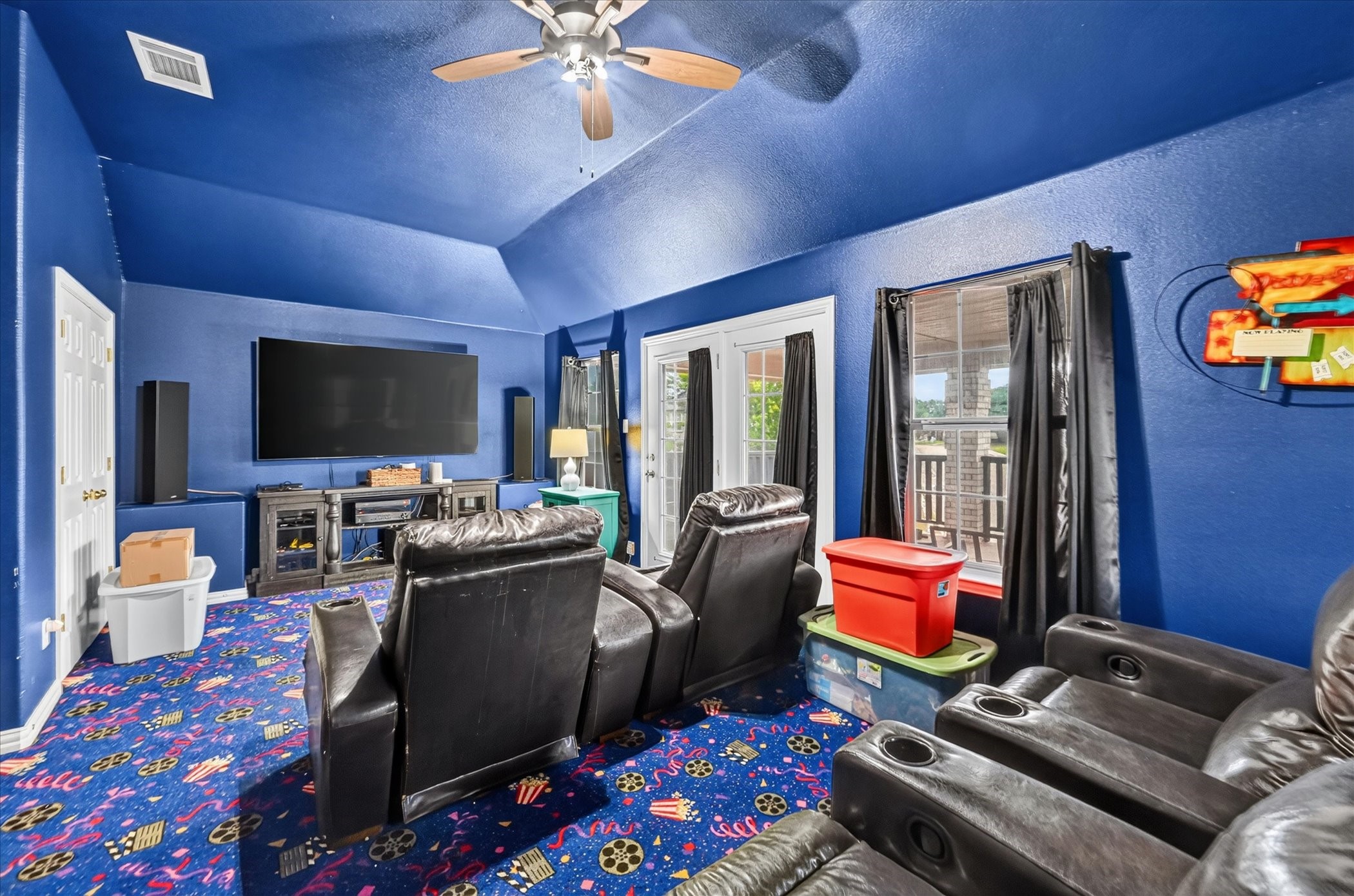 851 Bridle Path