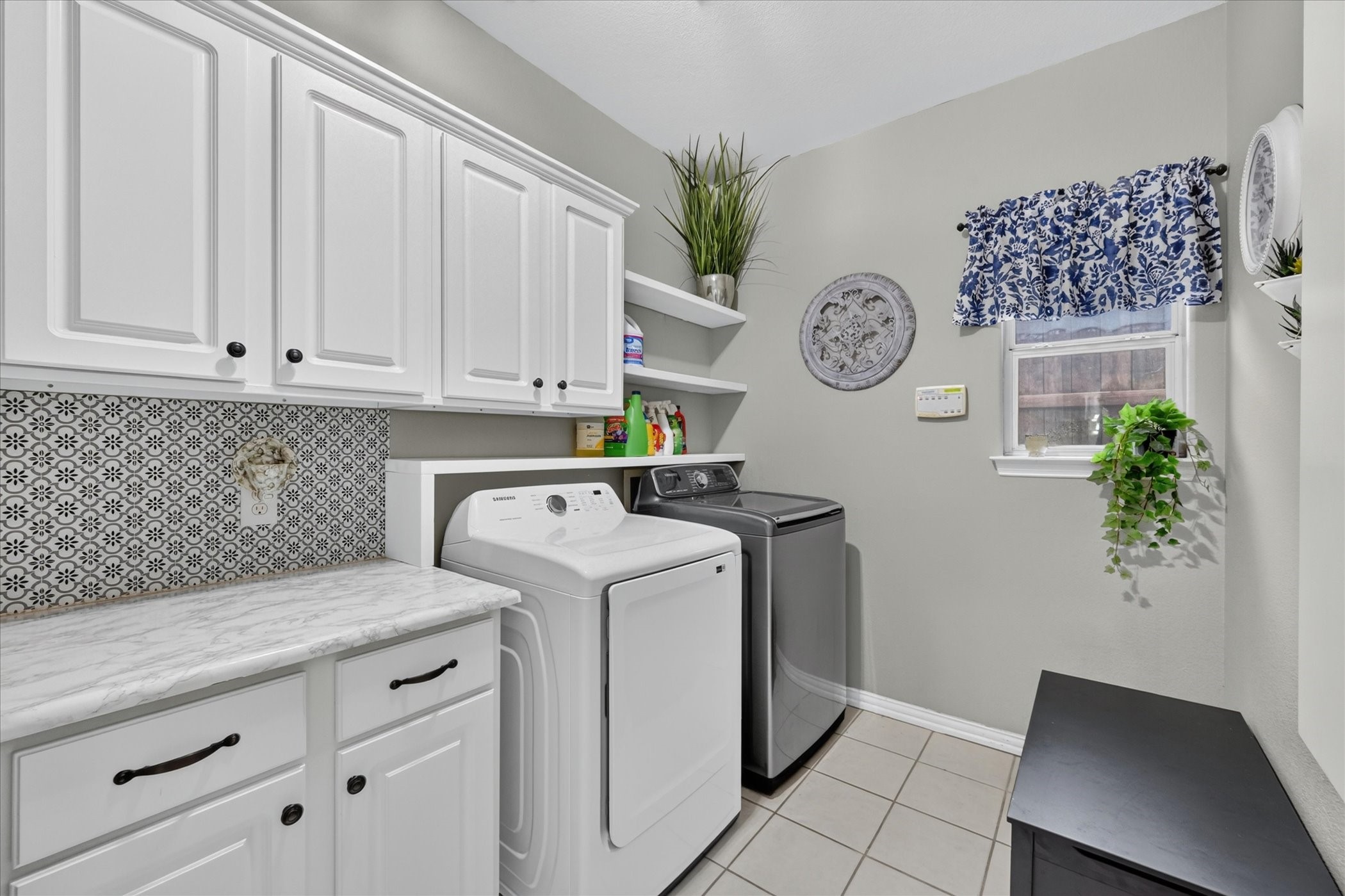 851 Bridle Path