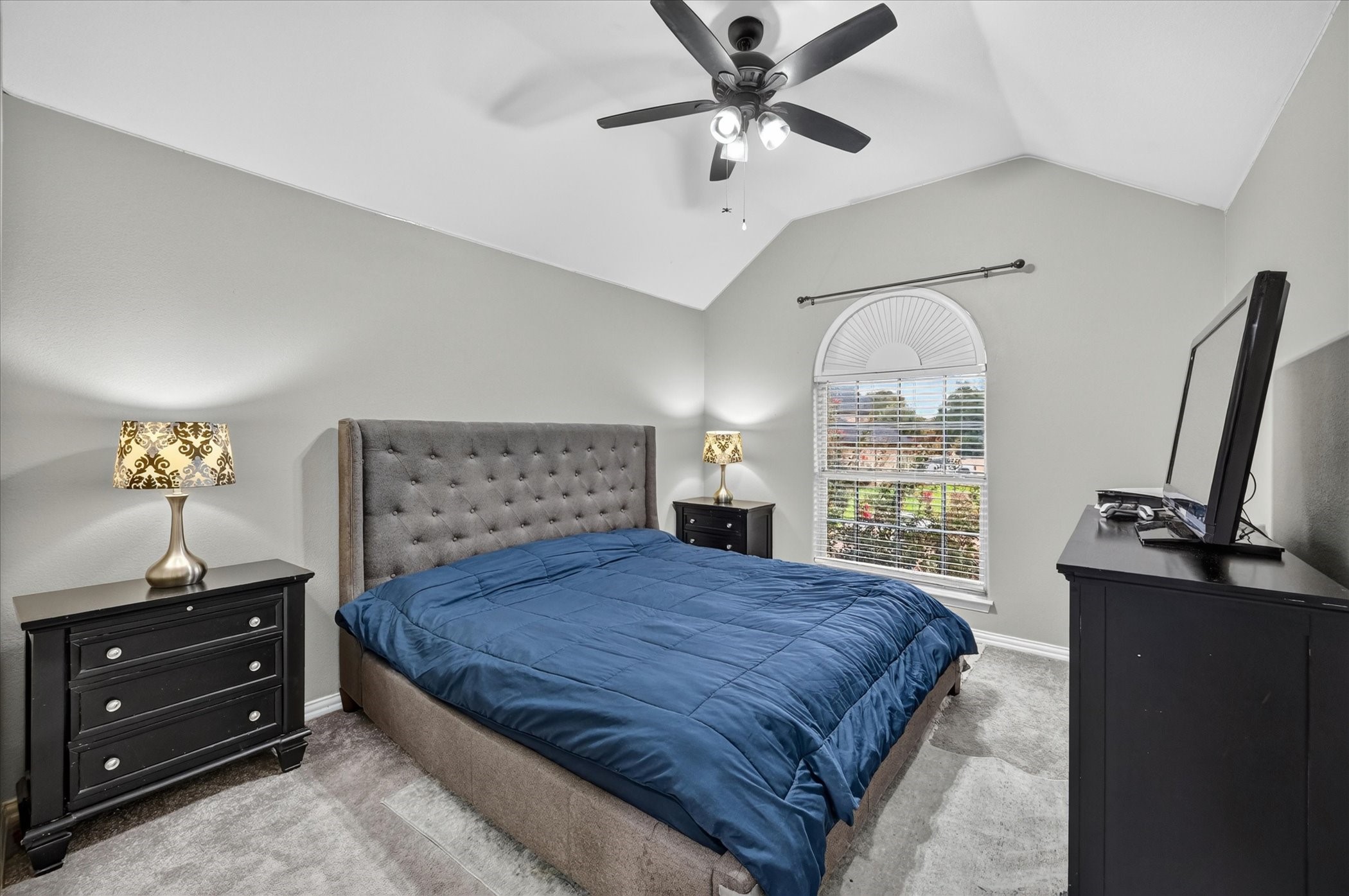 851 Bridle Path