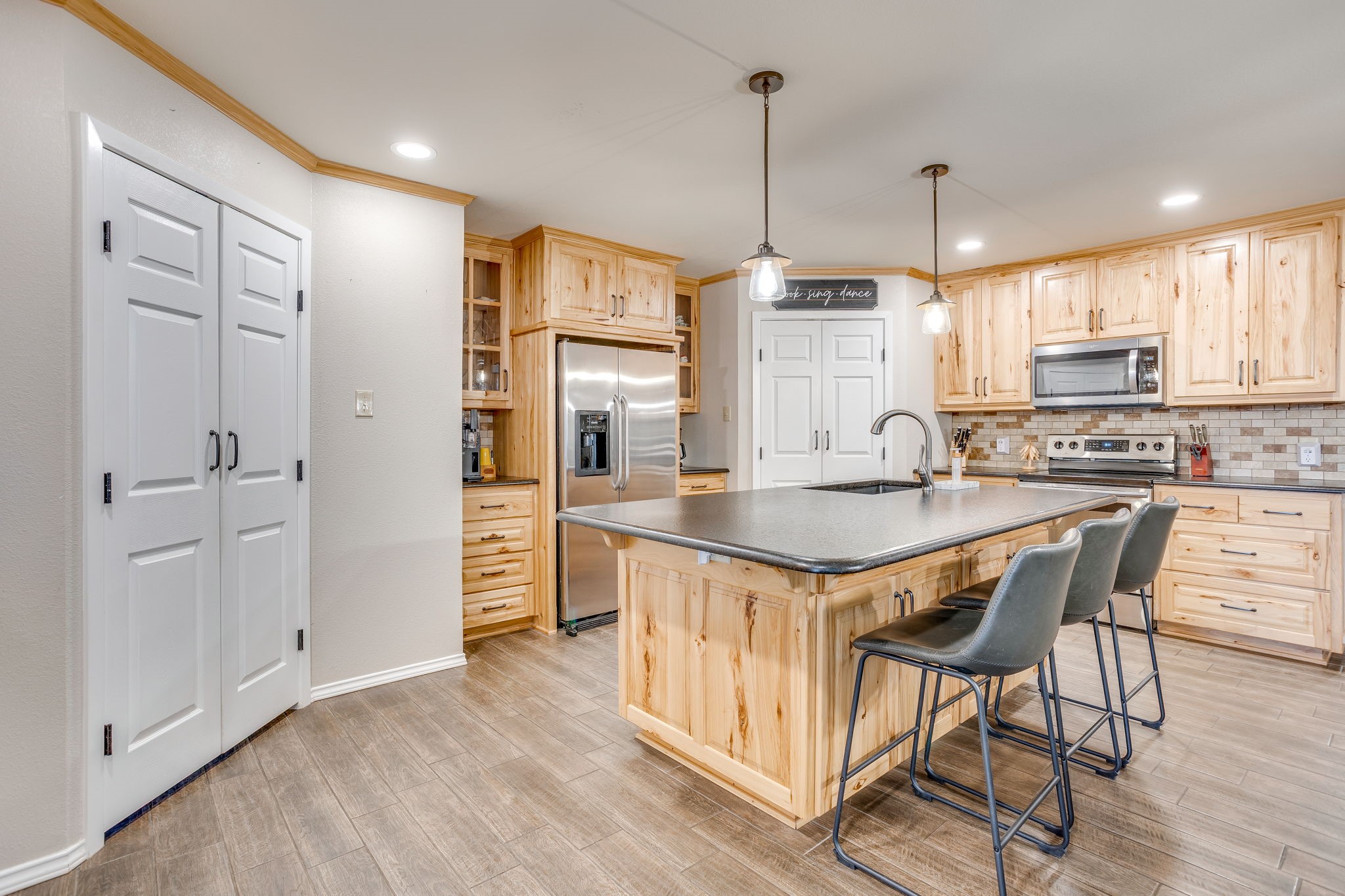 7008 County Road 527