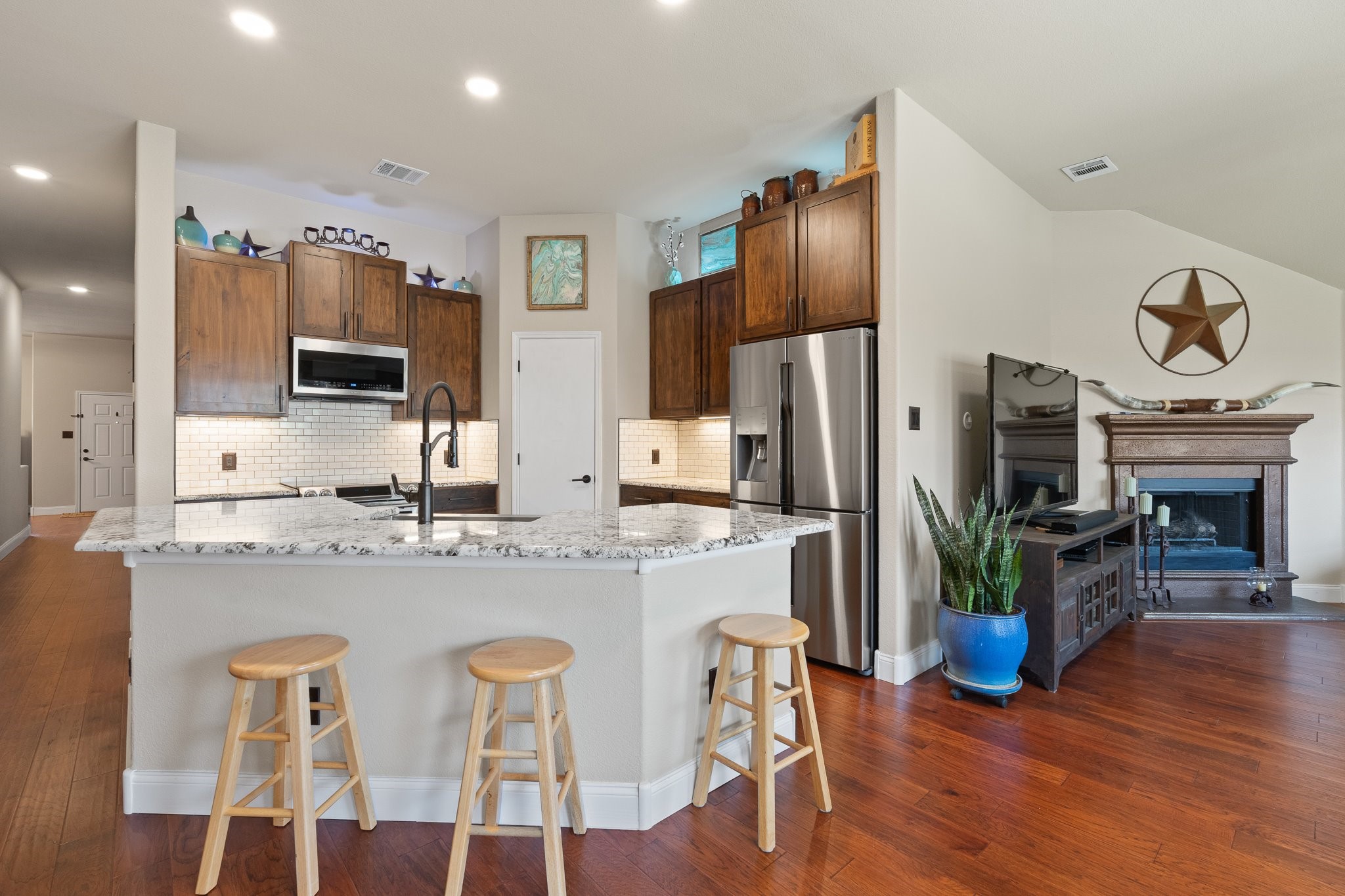 8436 Hawks Nest Drive