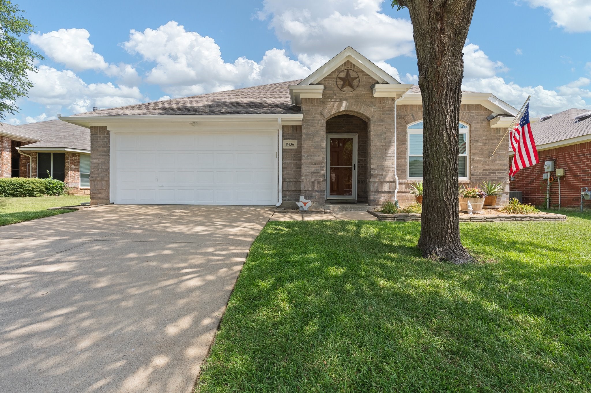 8436 Hawks Nest Drive