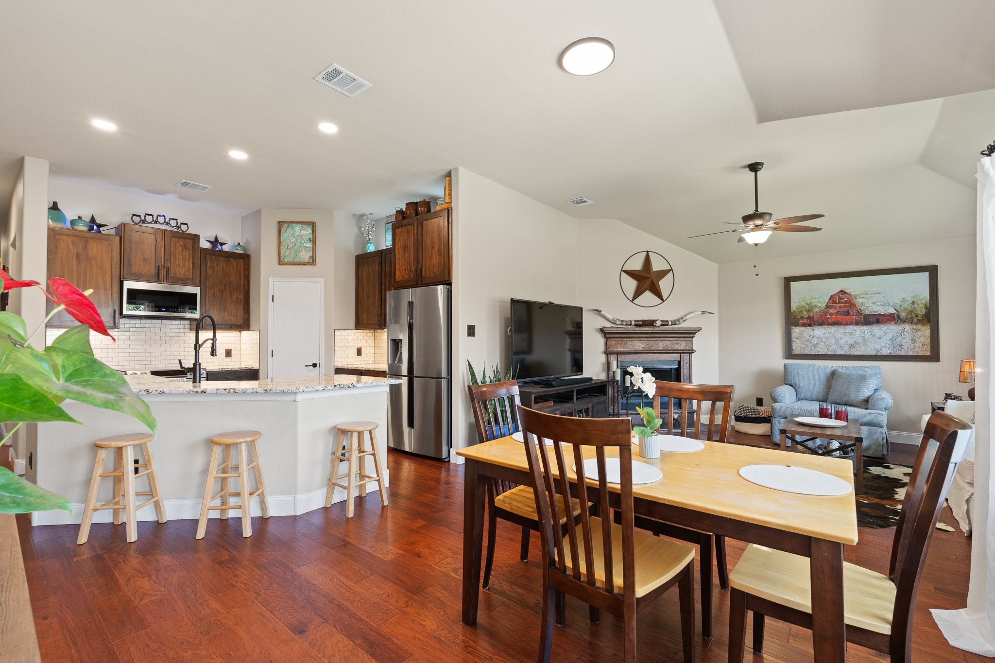 8436 Hawks Nest Drive