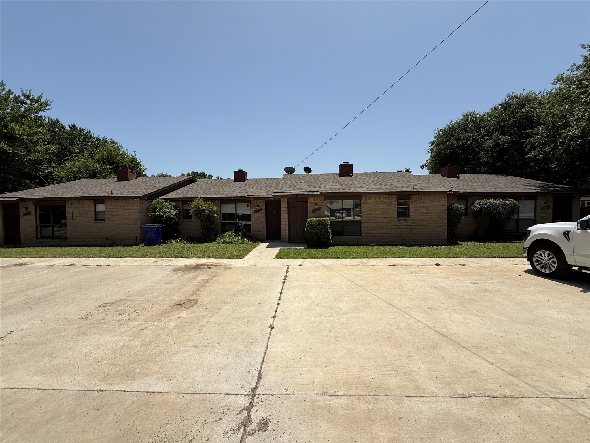 409 W 3rd Street
